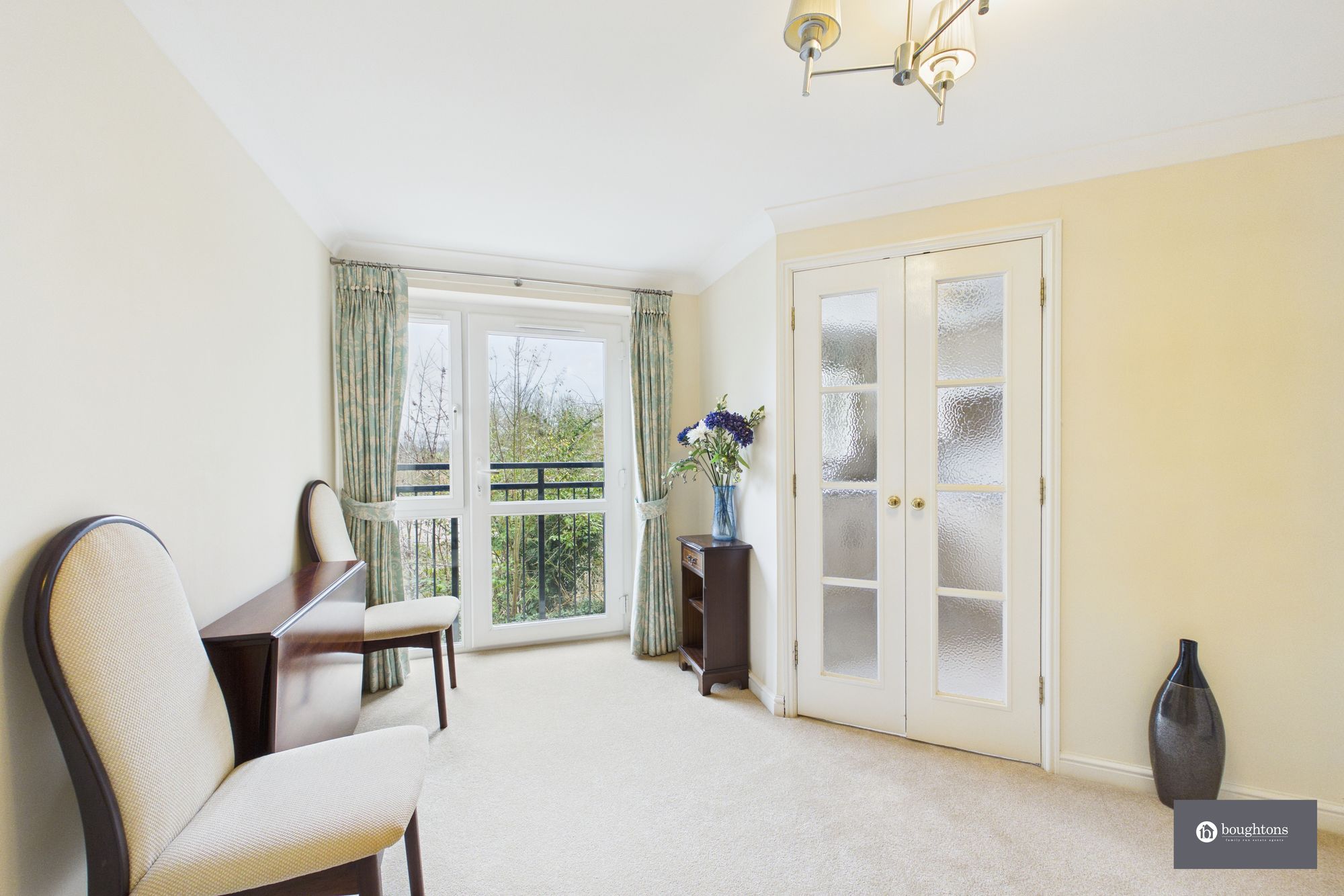 1 bed flat for sale in Buckingham Road, St. Rumbolds Court Buckingham Road, NN13  - Property Image 6
