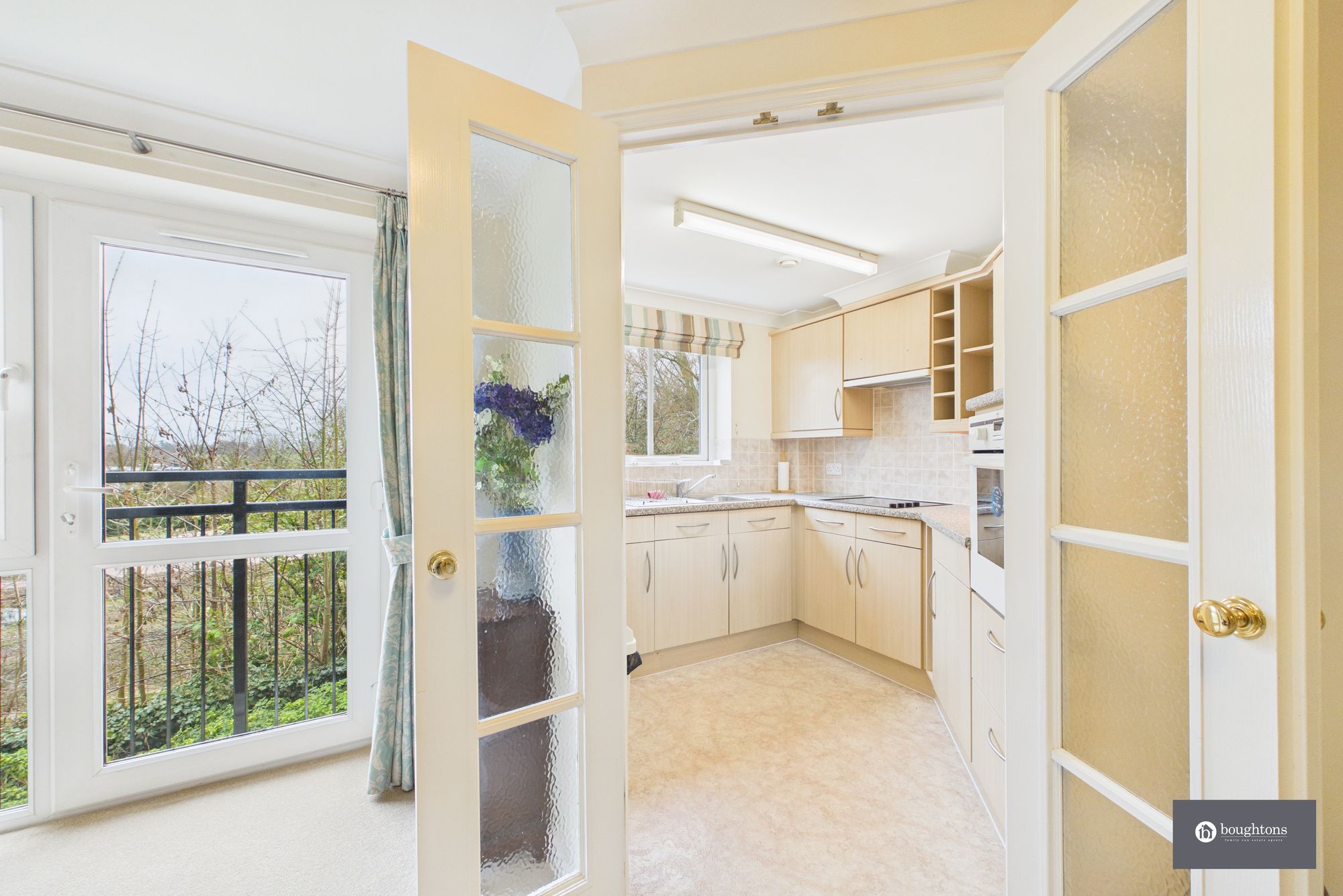 1 bed flat for sale in Buckingham Road, St. Rumbolds Court Buckingham Road, NN13  - Property Image 3