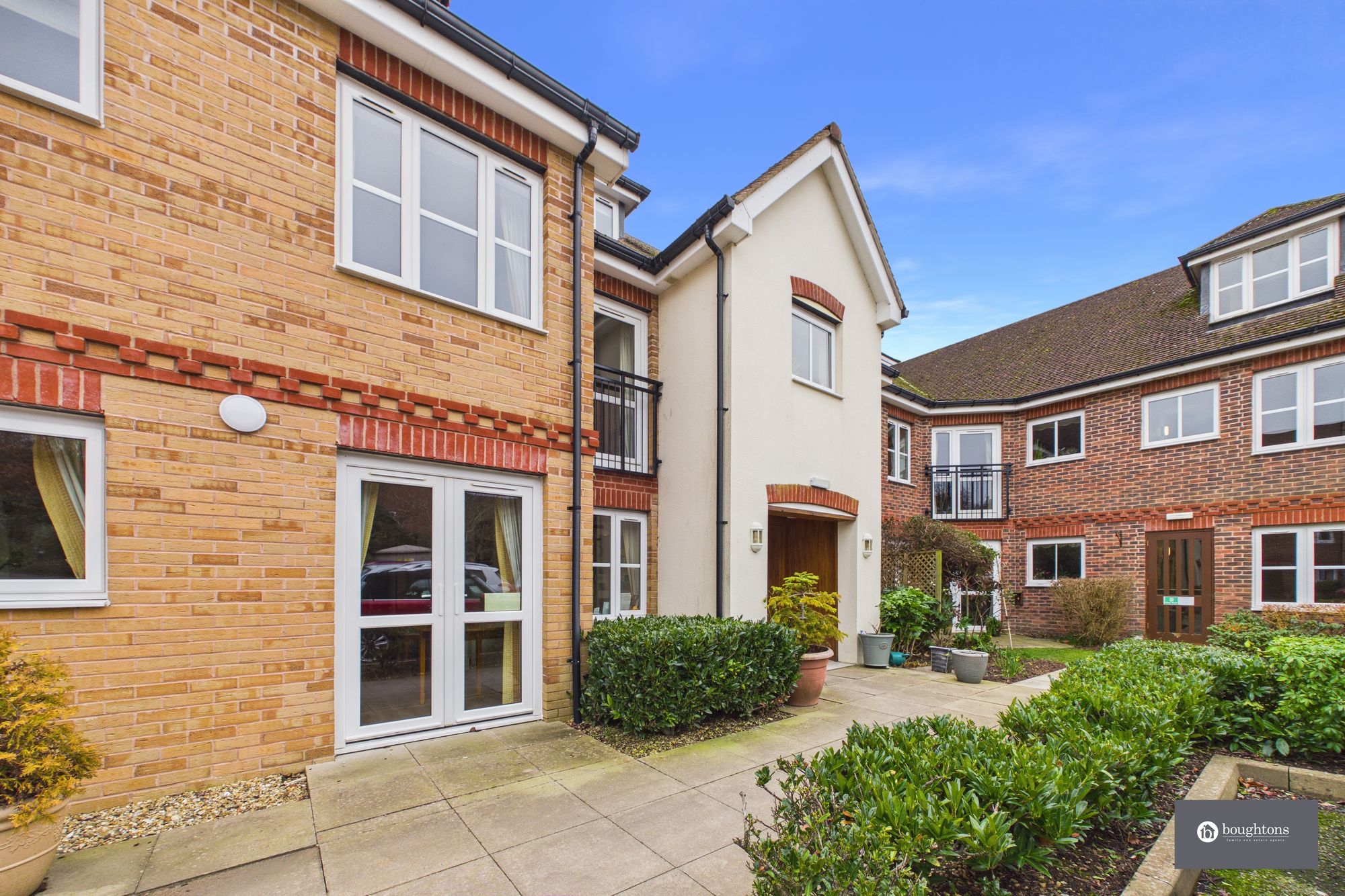 1 bed flat for sale in Buckingham Road, St. Rumbolds Court Buckingham Road, NN13  - Property Image 17