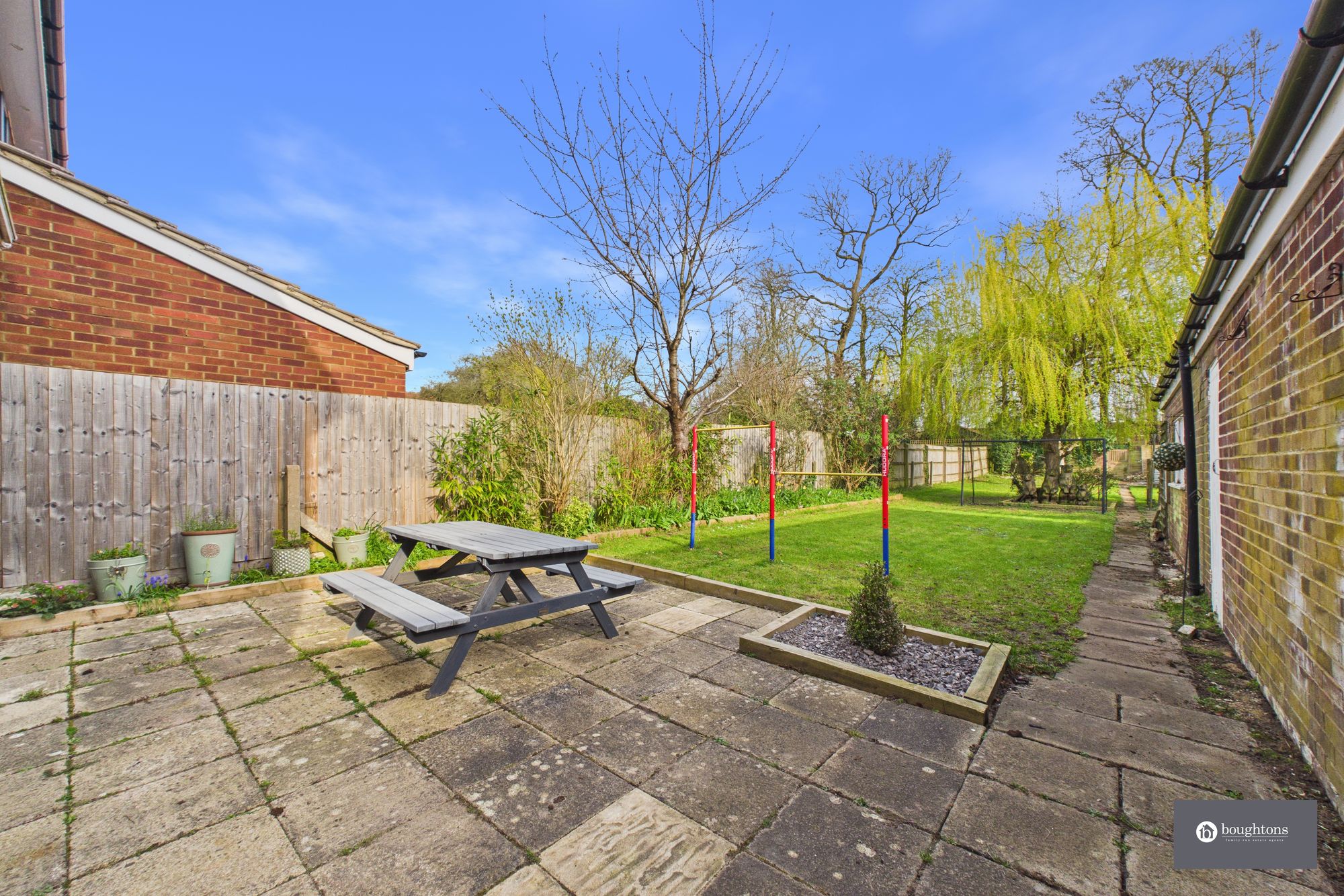 3 bed semi-detached house for sale in Highlands Road, Buckingham, MK18  - Property Image 24