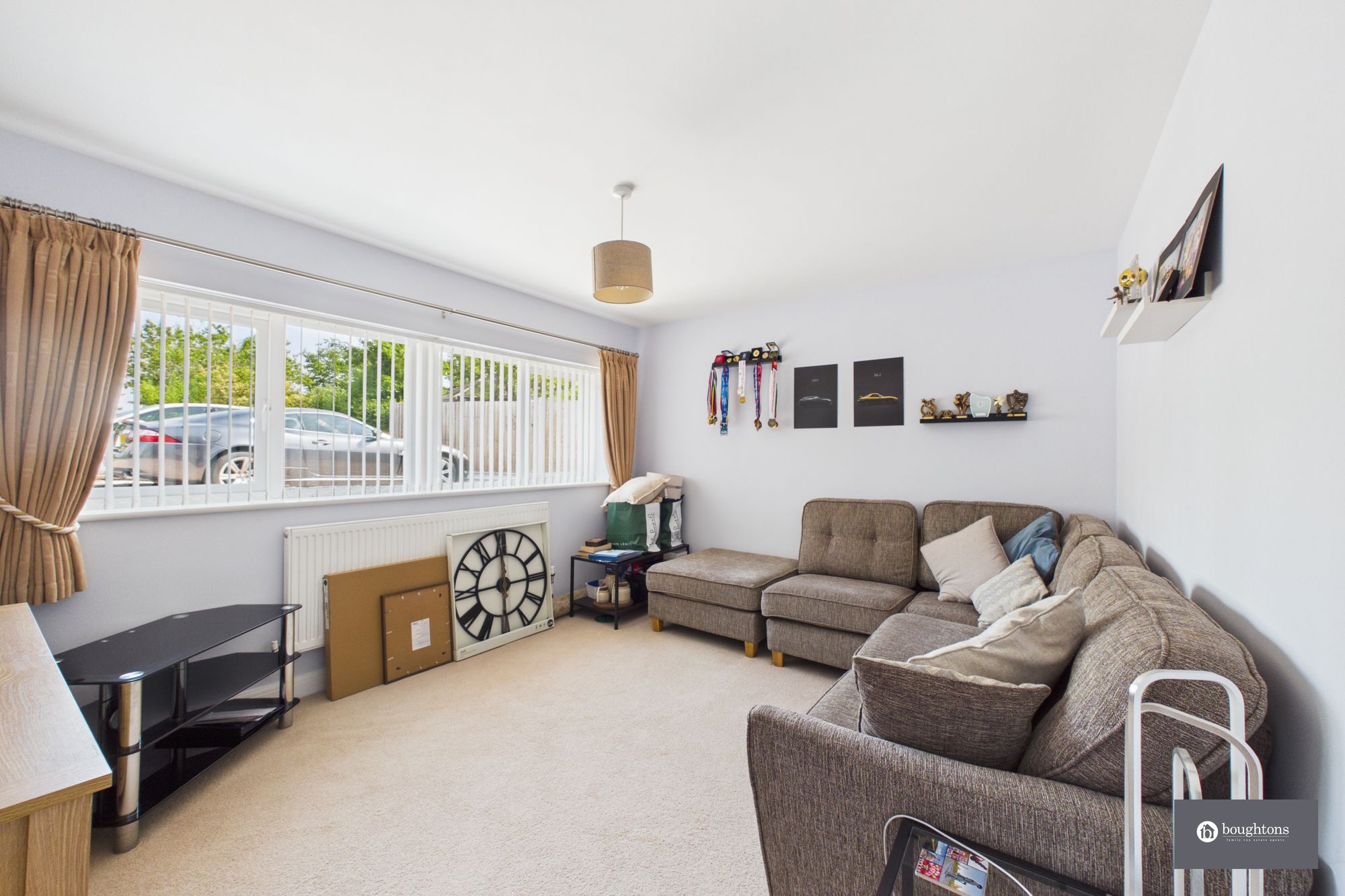 5 bed detached house for sale in Pound Close, Wicken, MK19  - Property Image 9