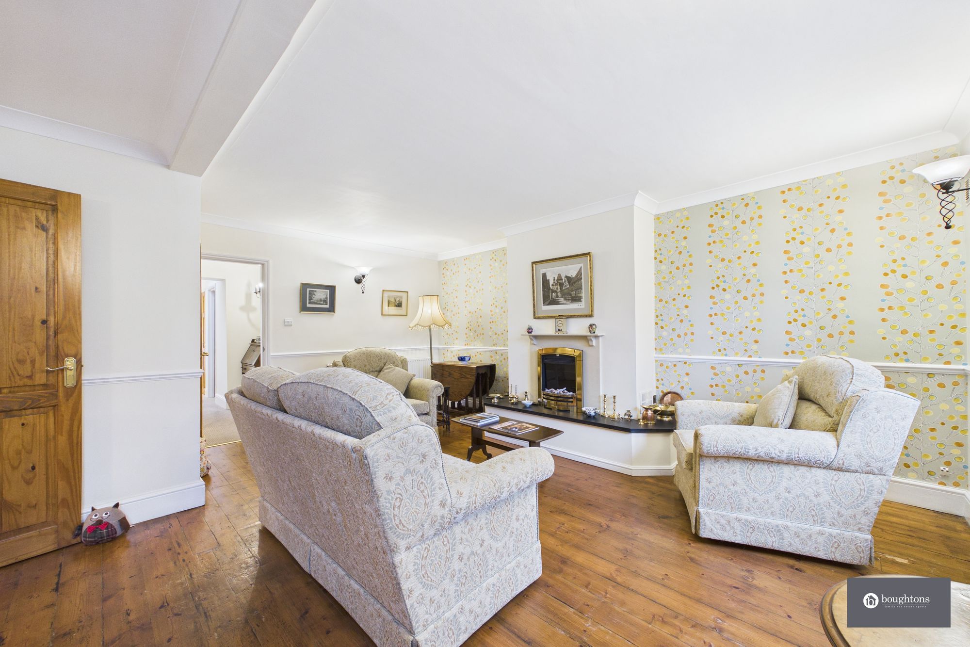 3 bed detached bungalow for sale in Pebble Lane, Brackley, NN13  - Property Image 3