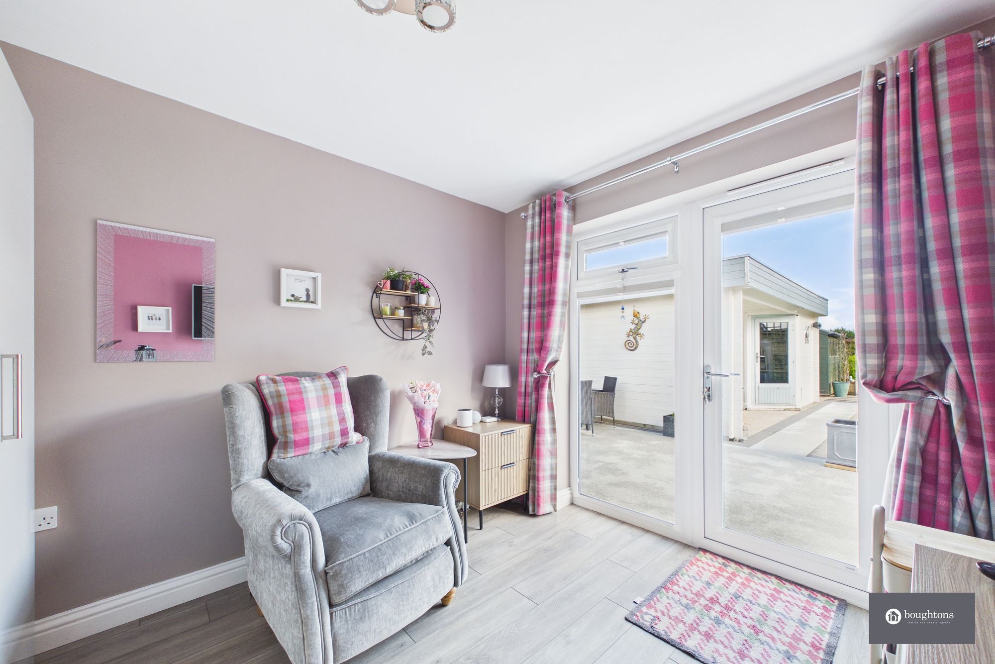 2 bed detached bungalow for sale in Ellesmere Crescent, Brackley, NN13  - Property Image 12