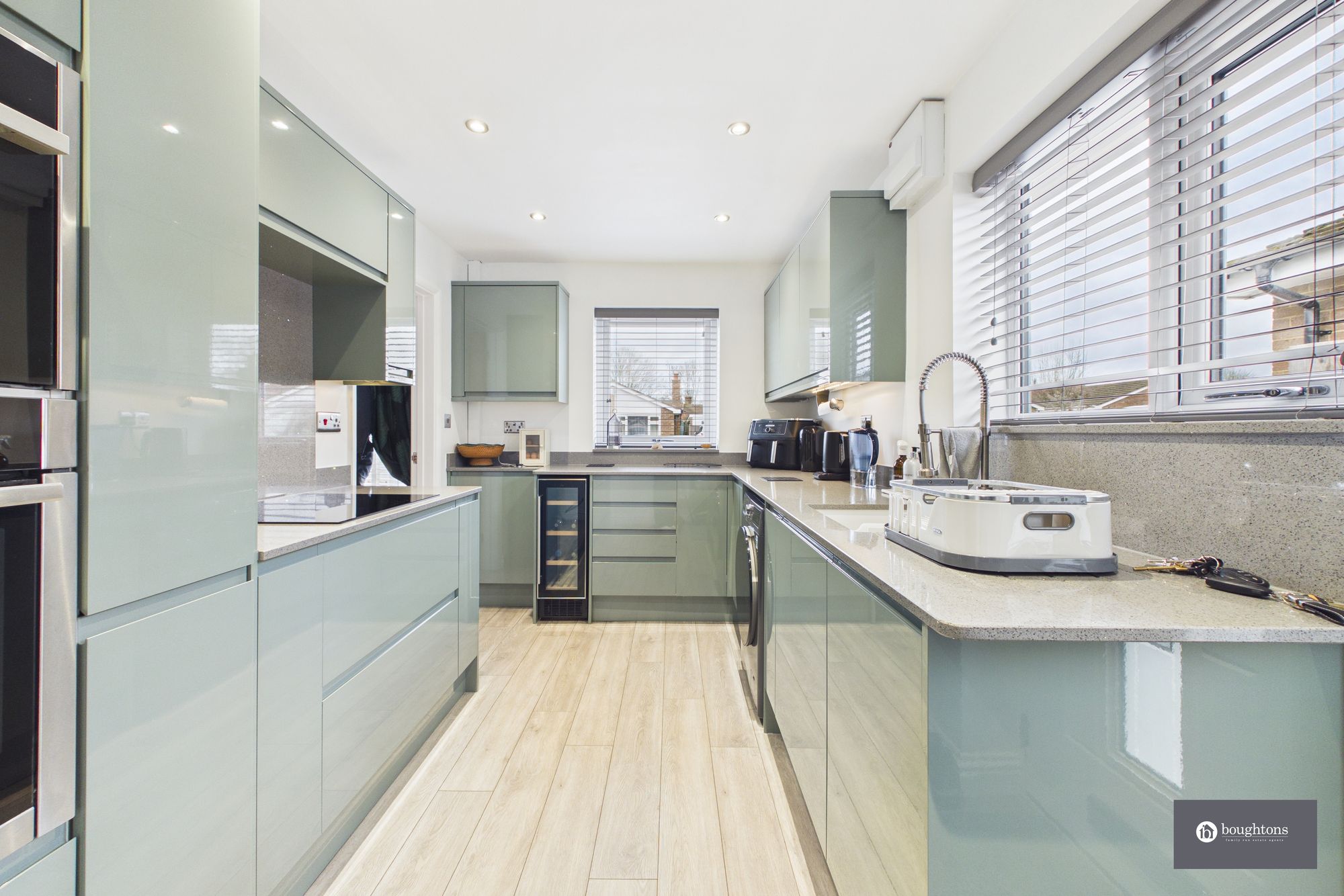 2 bed detached bungalow for sale in Ellesmere Crescent, Brackley, NN13  - Property Image 8