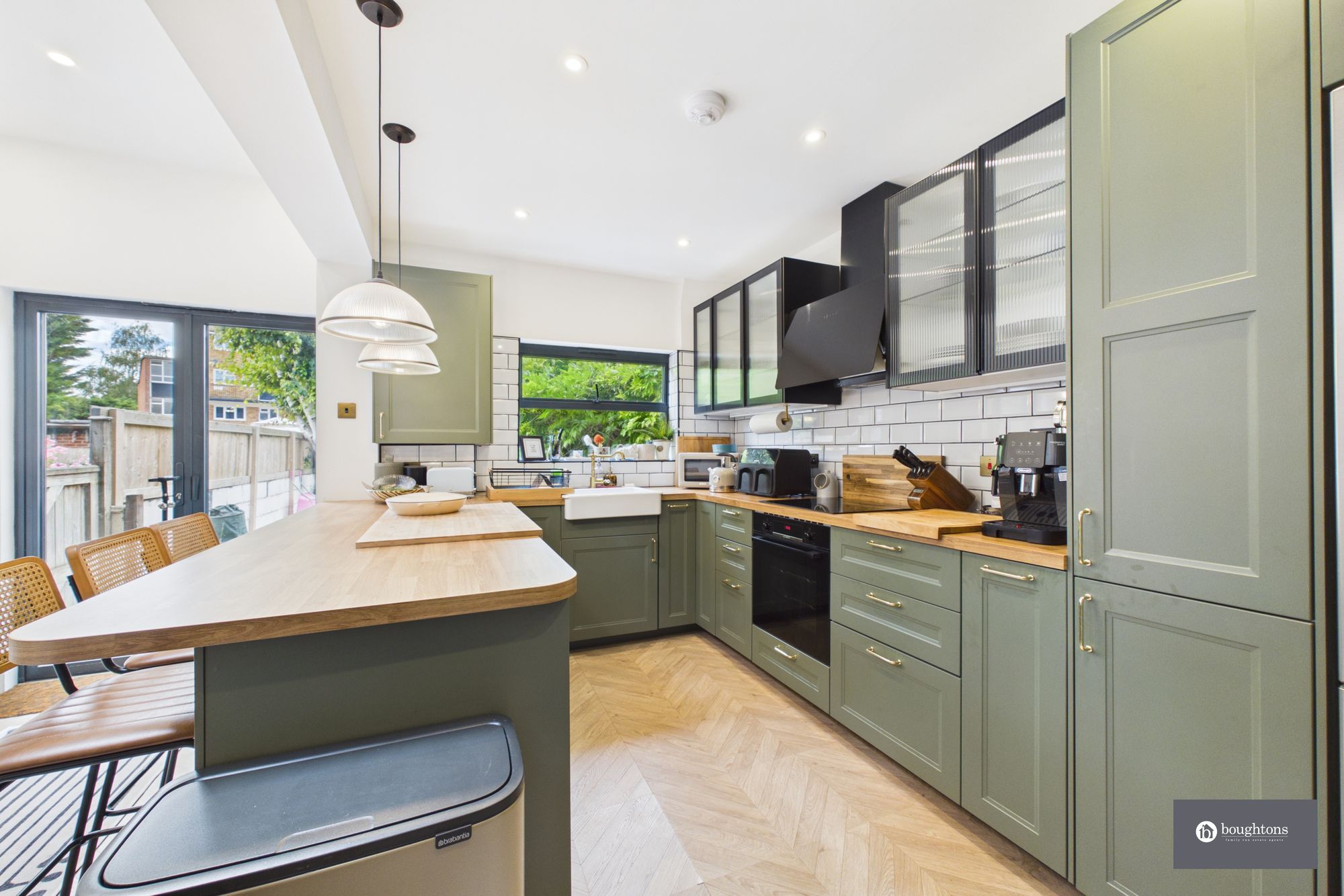 3 bed terraced house for sale in Manor Road, Brackley, NN13  - Property Image 8