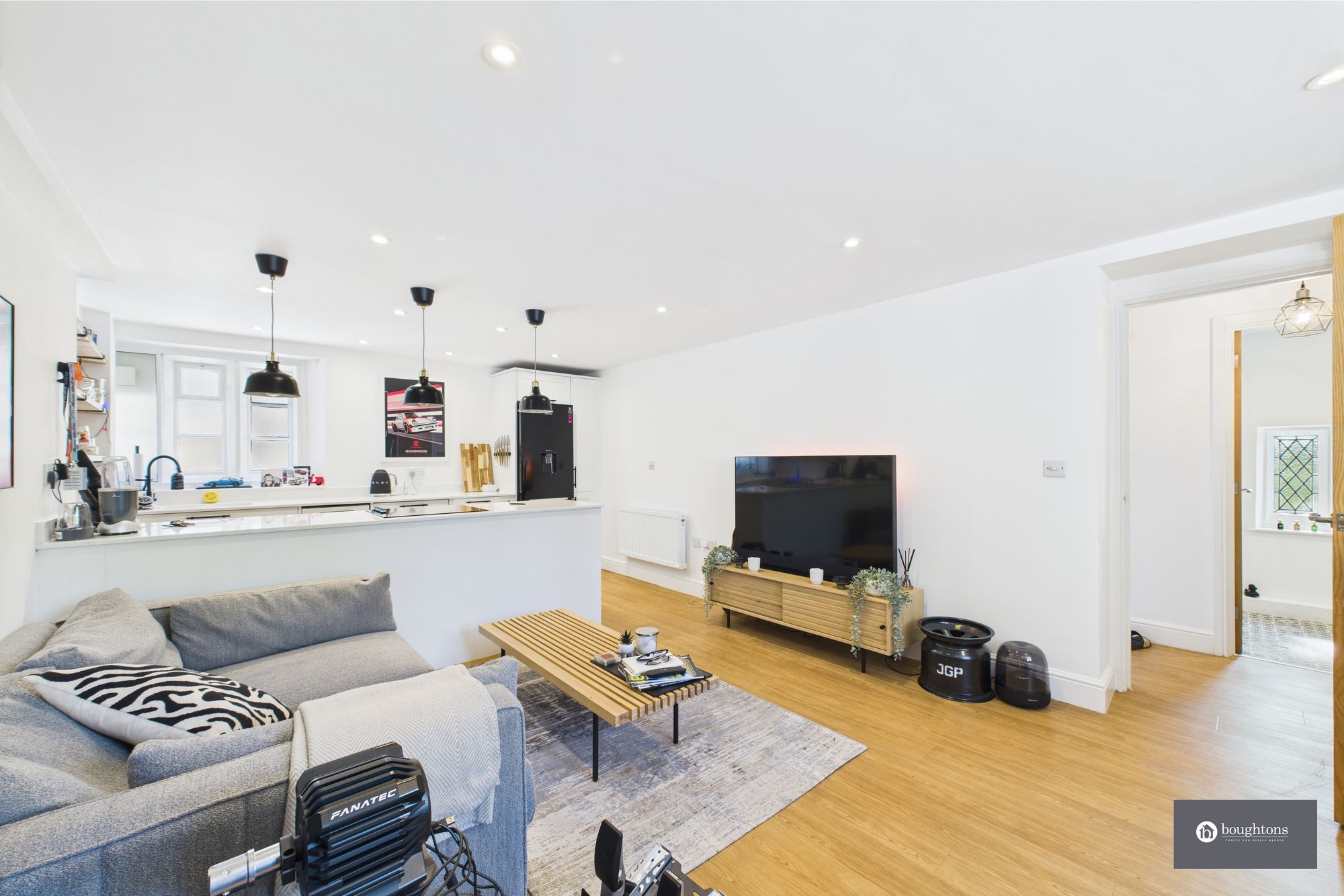 1 bed flat for sale in High Street, The Bell Tower, NN13  - Property Image 2