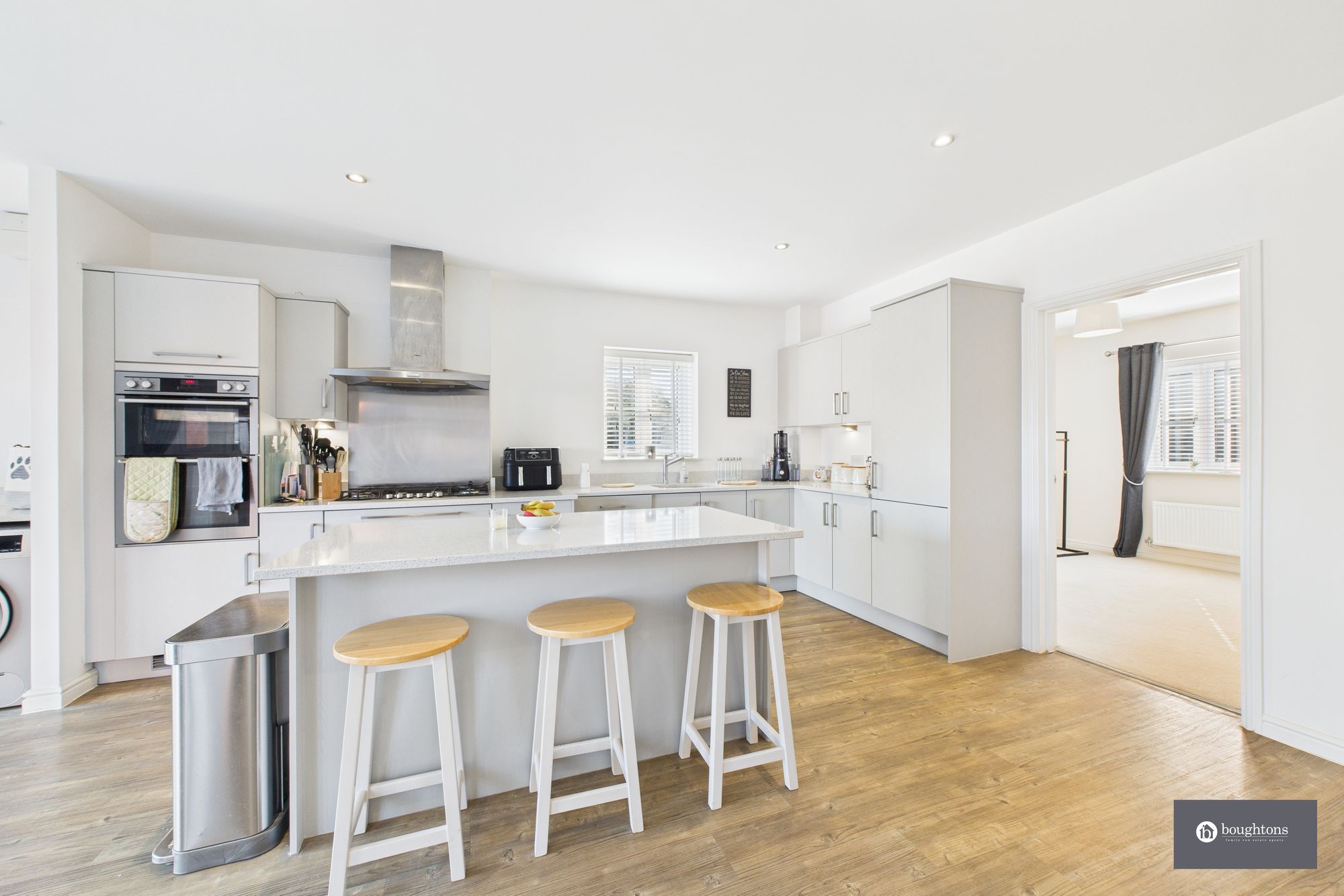 4 bed detached house for sale in Utah Lane, Brackley, NN13  - Property Image 8