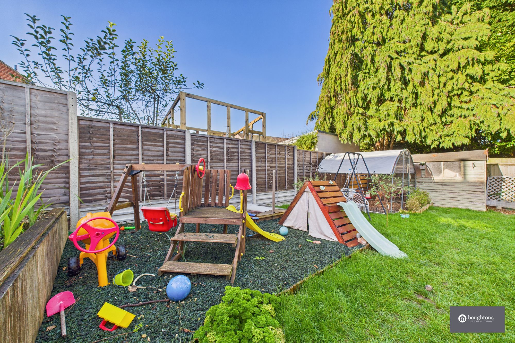 3 bed semi-detached house for sale in Valley Road, Brackley, NN13  - Property Image 24