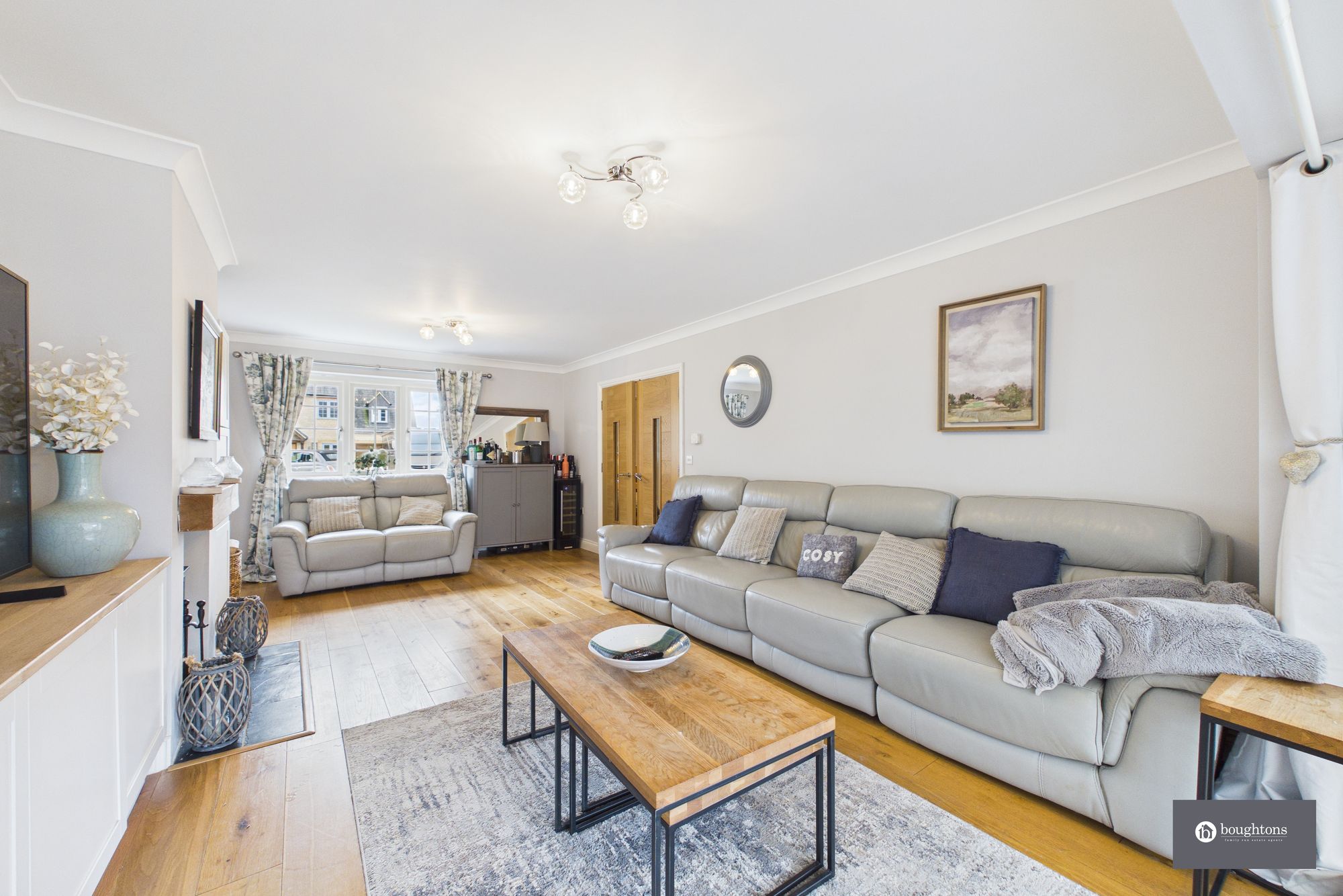 4 bed detached house for sale in Sycamore Close, Brackley, NN13  - Property Image 6