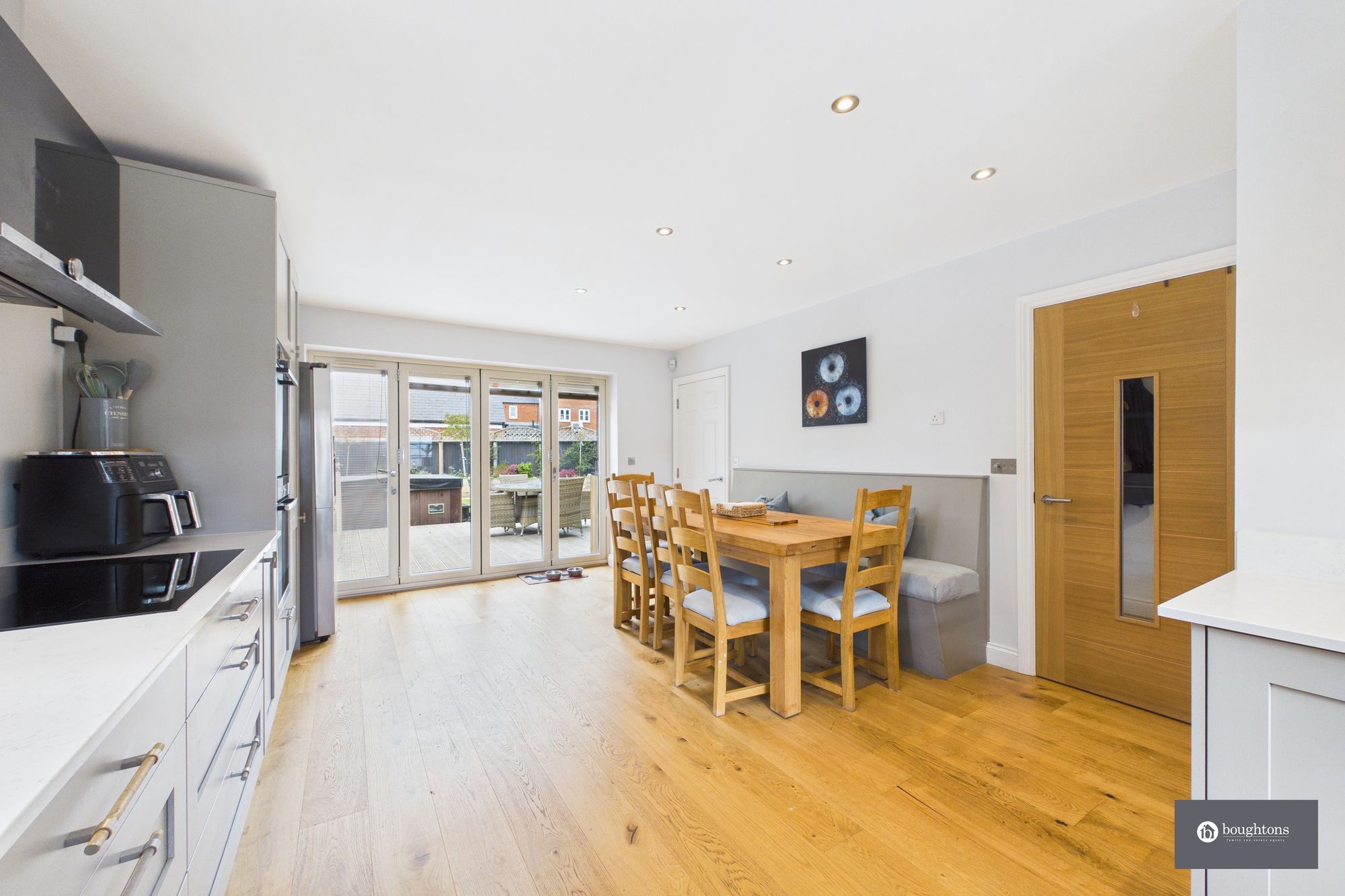 4 bed detached house for sale in Sycamore Close, Brackley, NN13  - Property Image 10