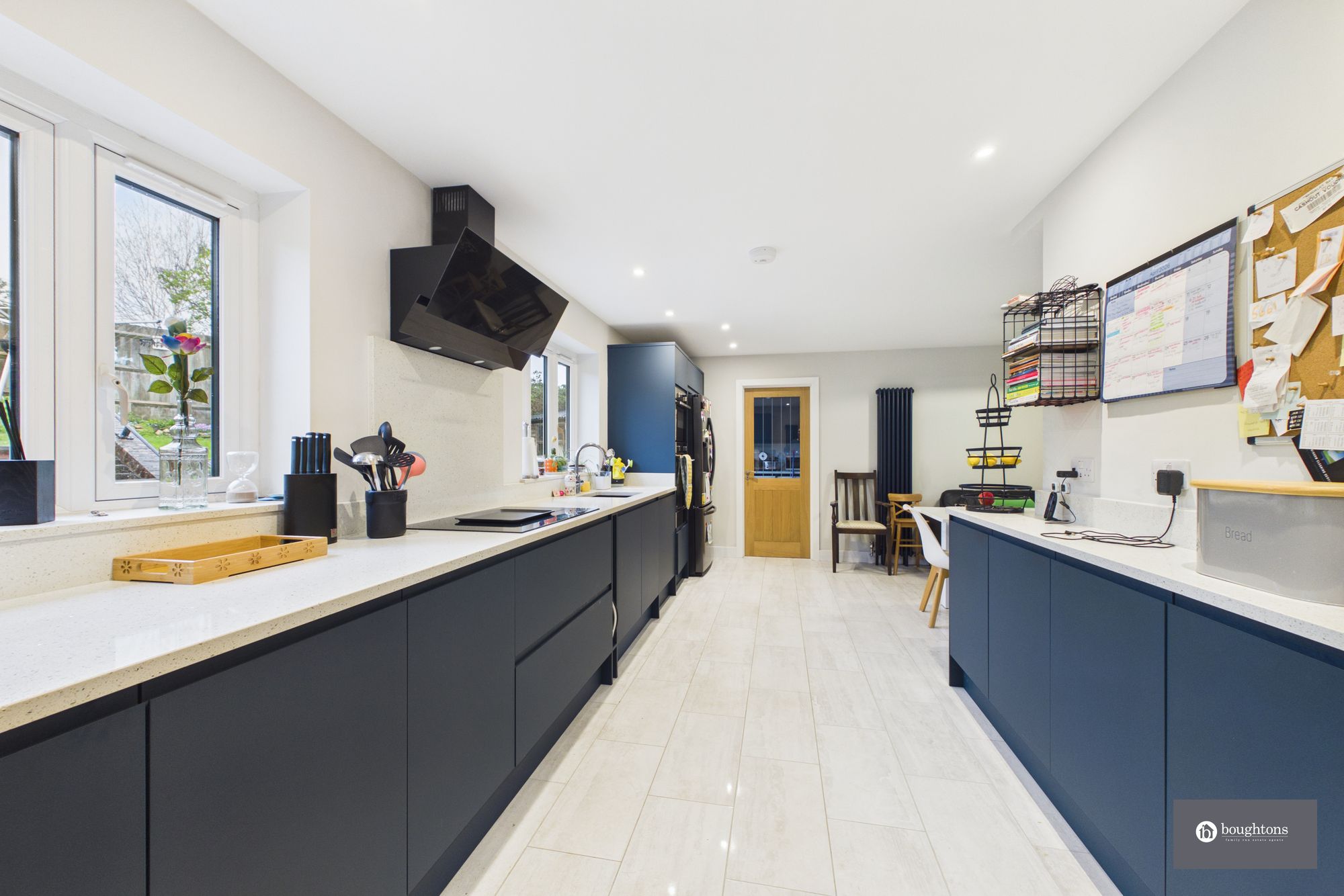 3 bed detached house for sale in South Close, Greatworth, OX17  - Property Image 5