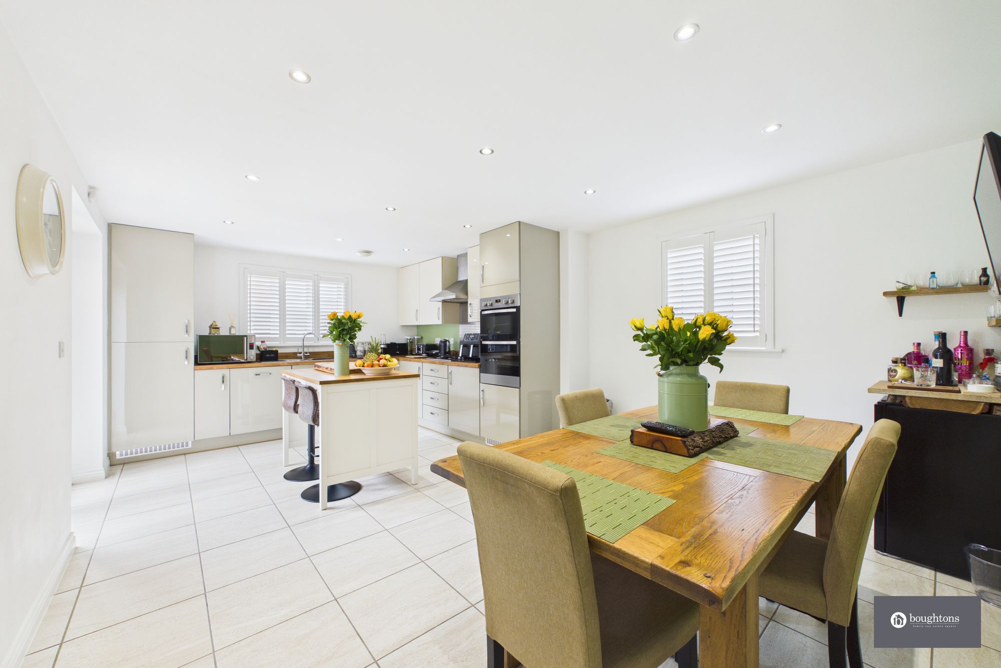 4 bed detached house for sale in Poppyfields Way, Brackley, NN13  - Property Image 2