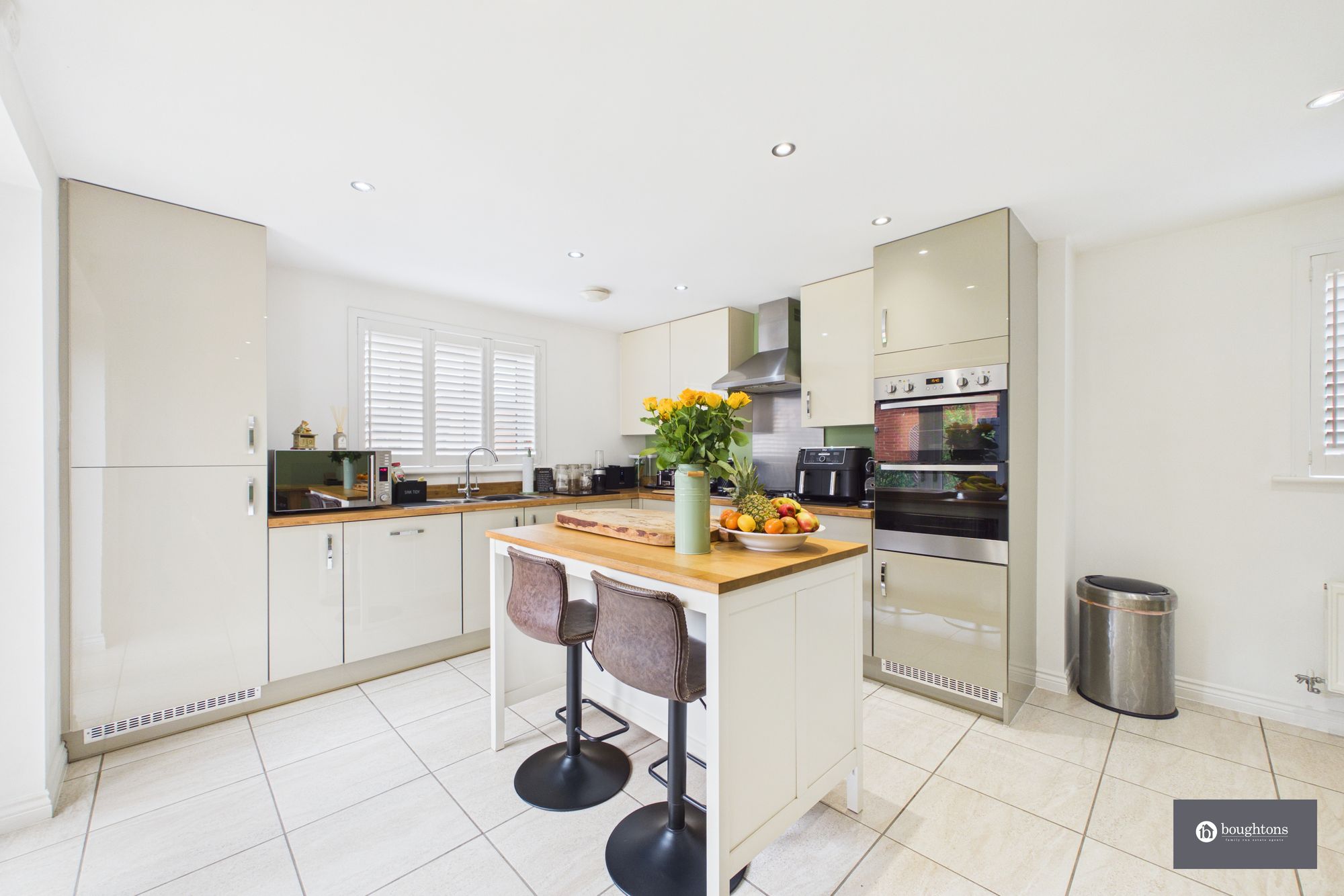 4 bed detached house for sale in Poppyfields Way, Brackley, NN13  - Property Image 8