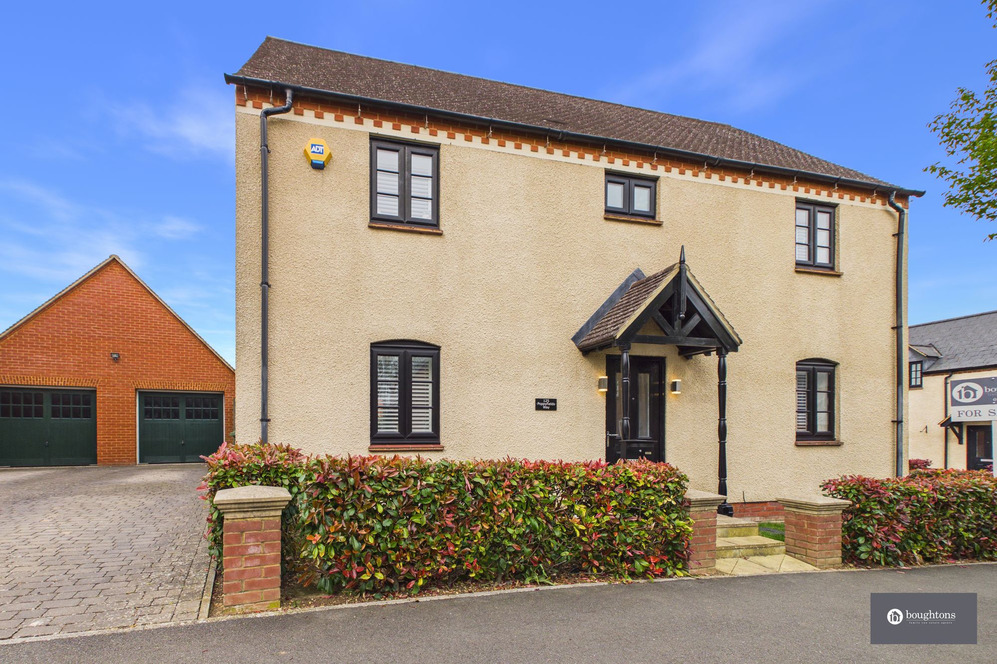 4 bed detached house for sale in Poppyfields Way, Brackley, NN13 - Property Image 1