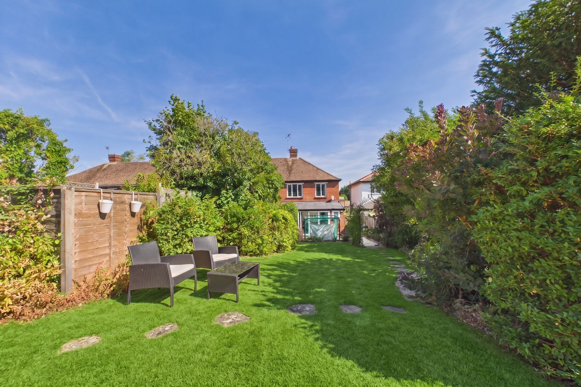 3 bed end of terrace house for sale in St. Peters Road, Brackley, NN13  - Property Image 2
