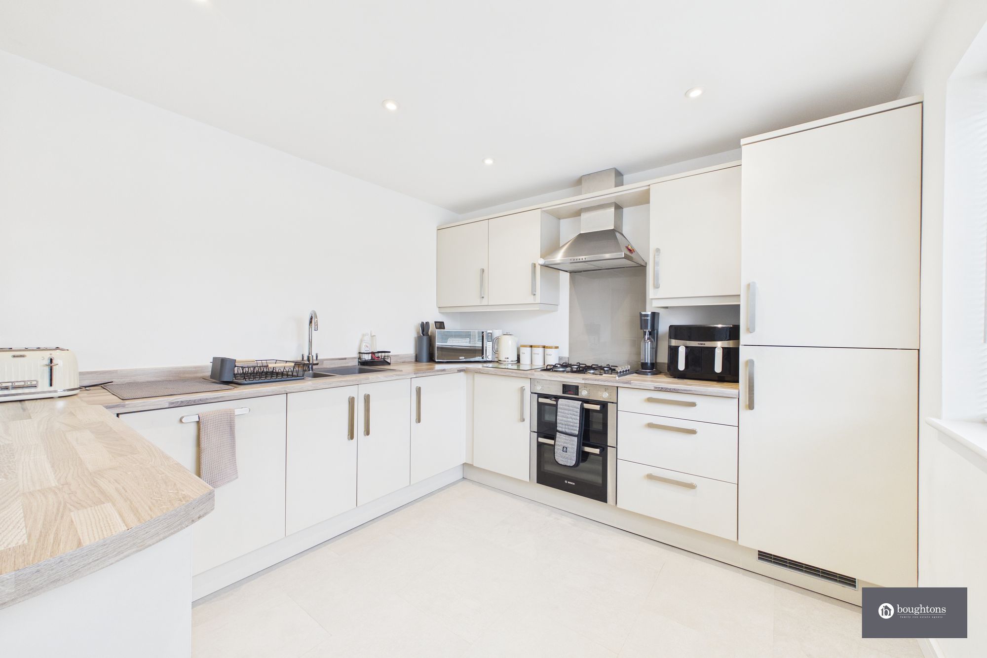 3 bed terraced house for sale in Westhill Avenue, Brackley, NN13  - Property Image 10