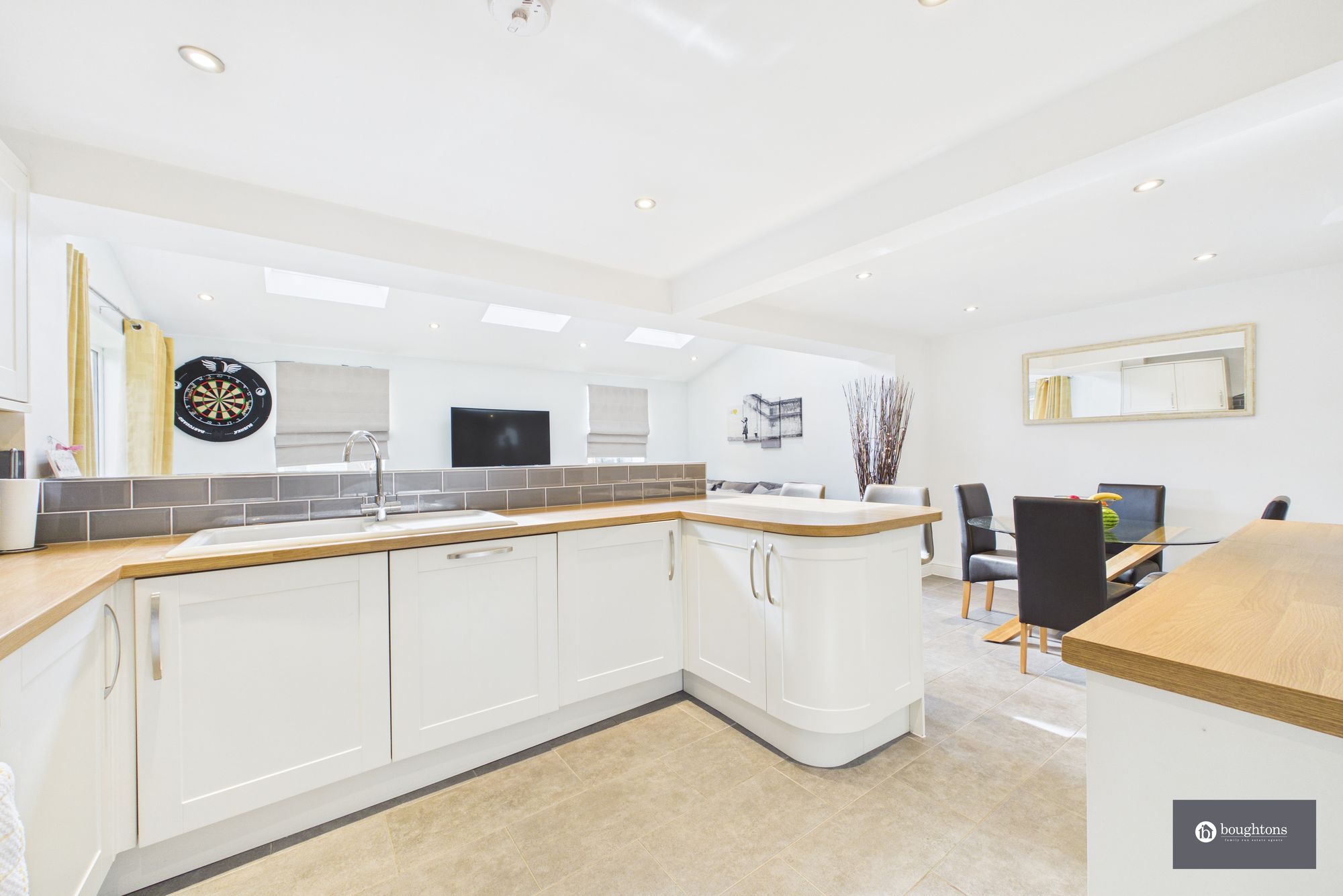 3 bed semi-detached house for sale in Valley Road, Brackley, NN13  - Property Image 7