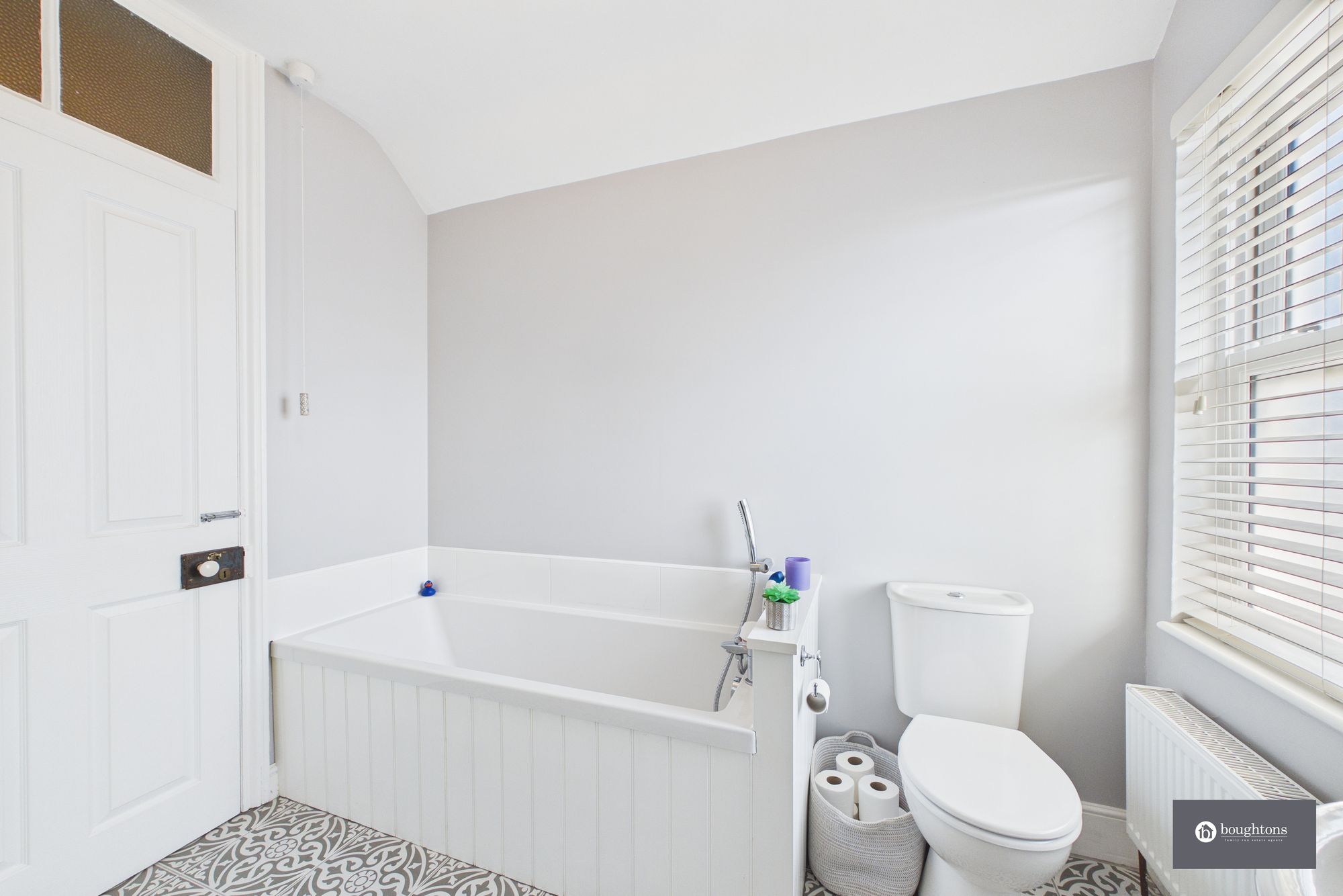 2 bed mid-terraced house for sale in High Street, Brackley, NN13  - Property Image 24