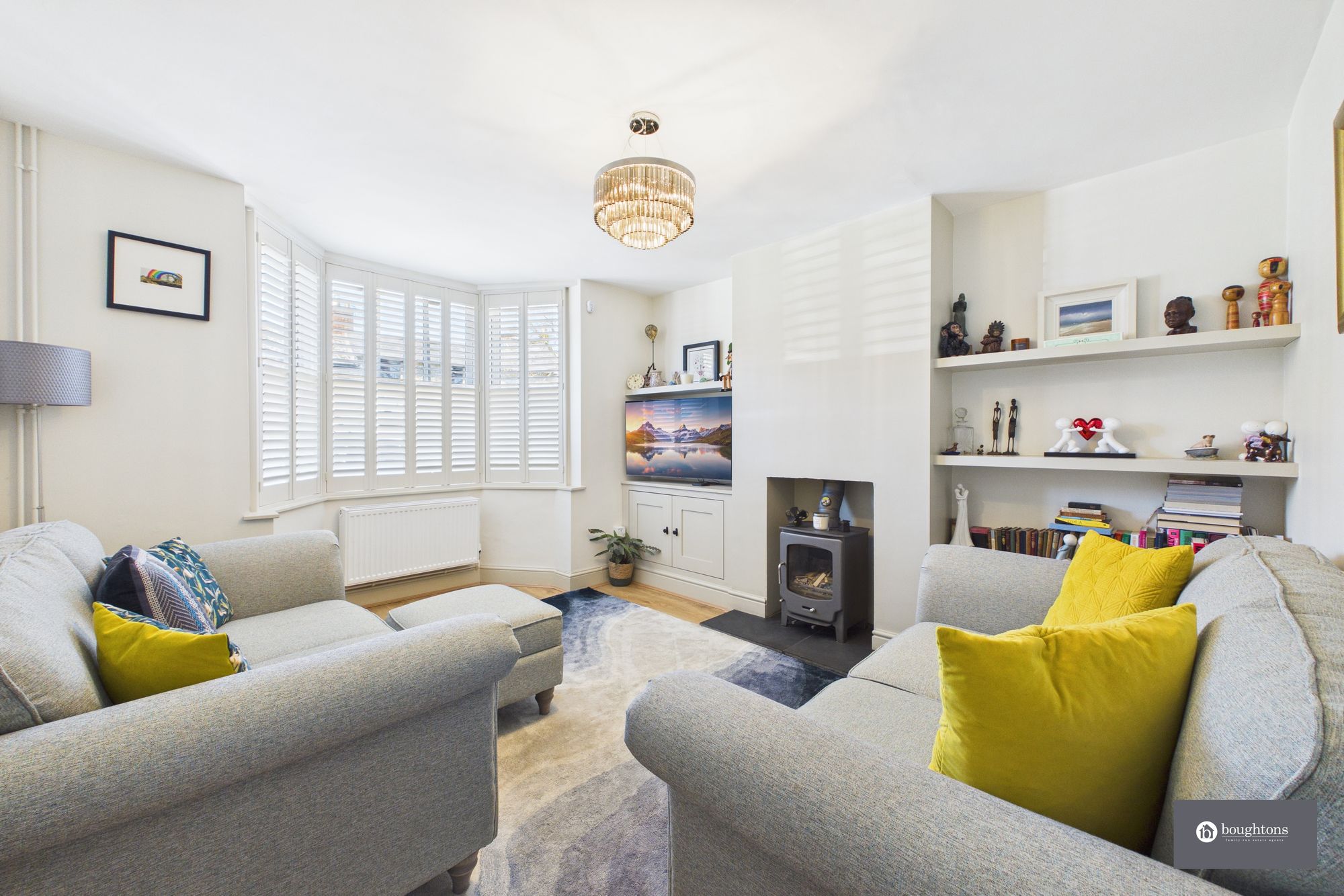 2 bed mid-terraced house for sale in High Street, Brackley, NN13  - Property Image 3