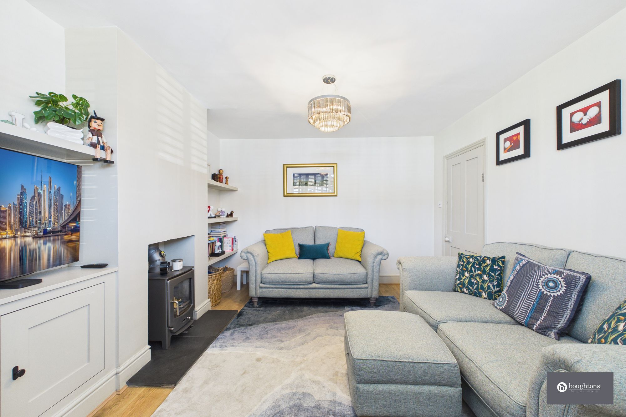 2 bed mid-terraced house for sale in High Street, Brackley, NN13  - Property Image 7