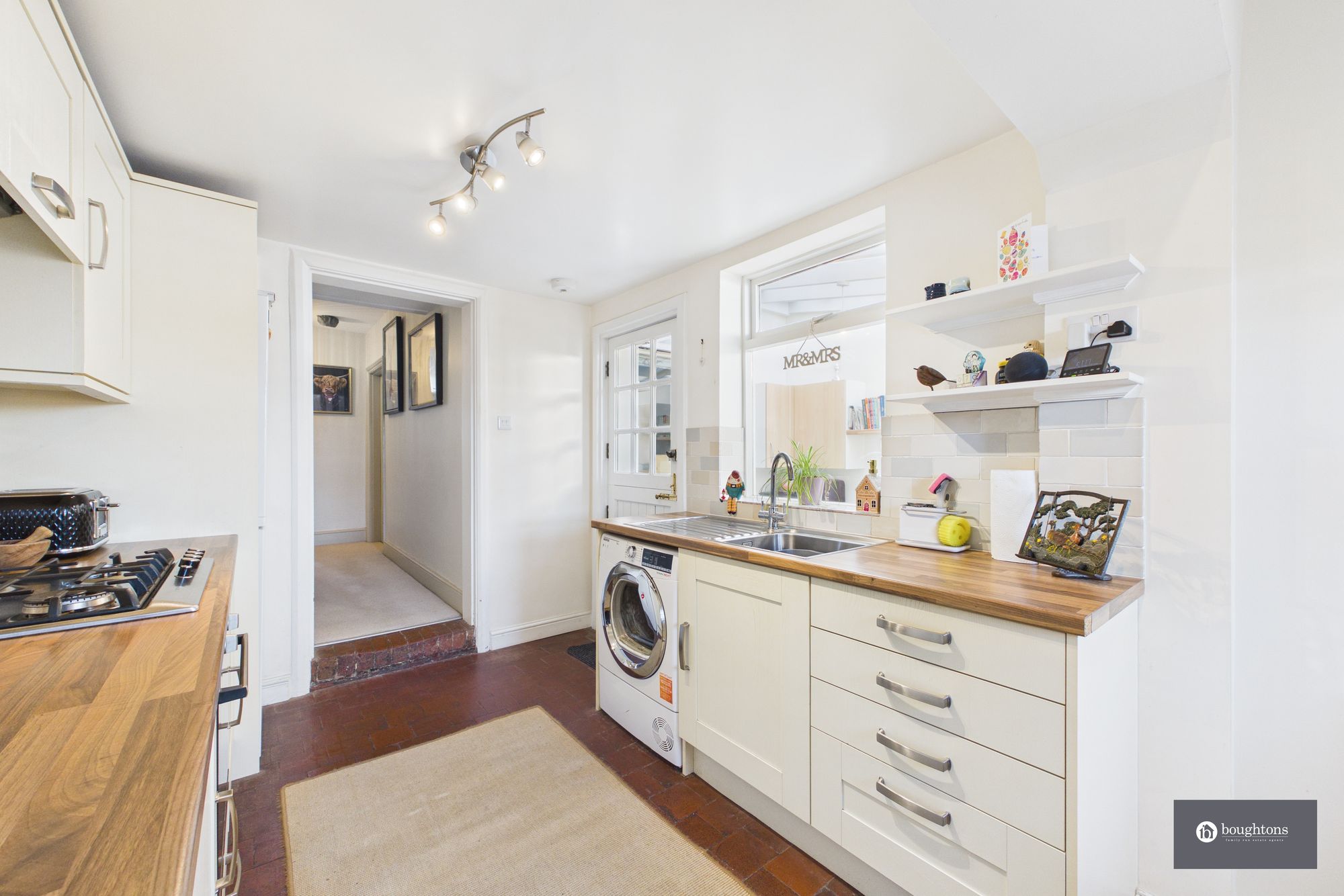 2 bed mid-terraced house for sale in High Street, Brackley, NN13  - Property Image 13