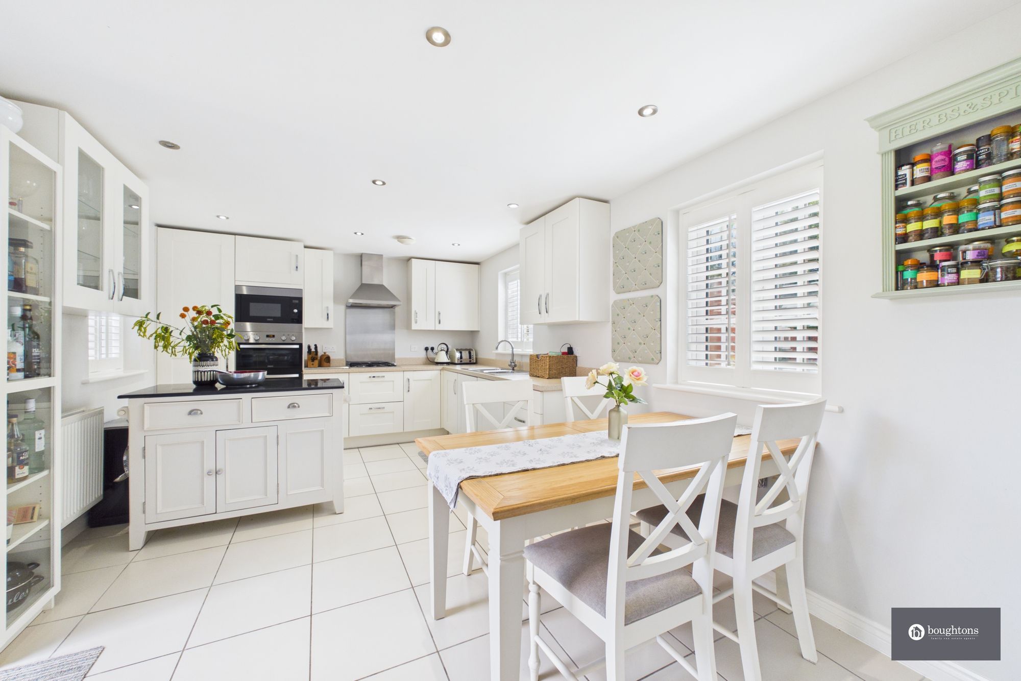 3 bed detached house for sale in Jutland Drive, Brackley, NN13  - Property Image 2