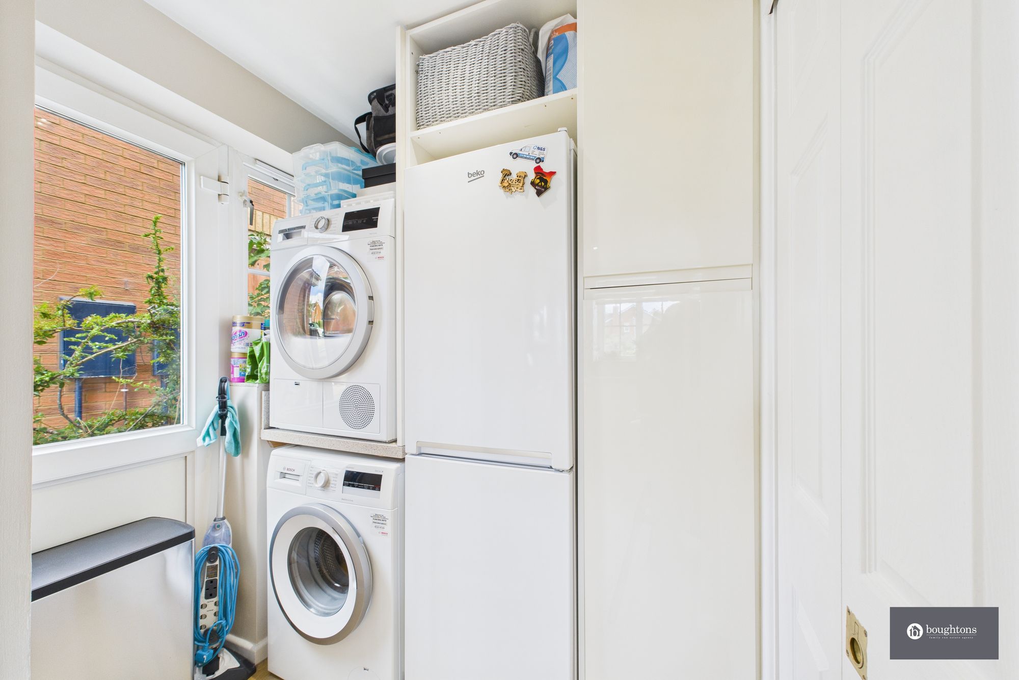 4 bed detached house for sale in Brewin Close, Brackley, NN13  - Property Image 15