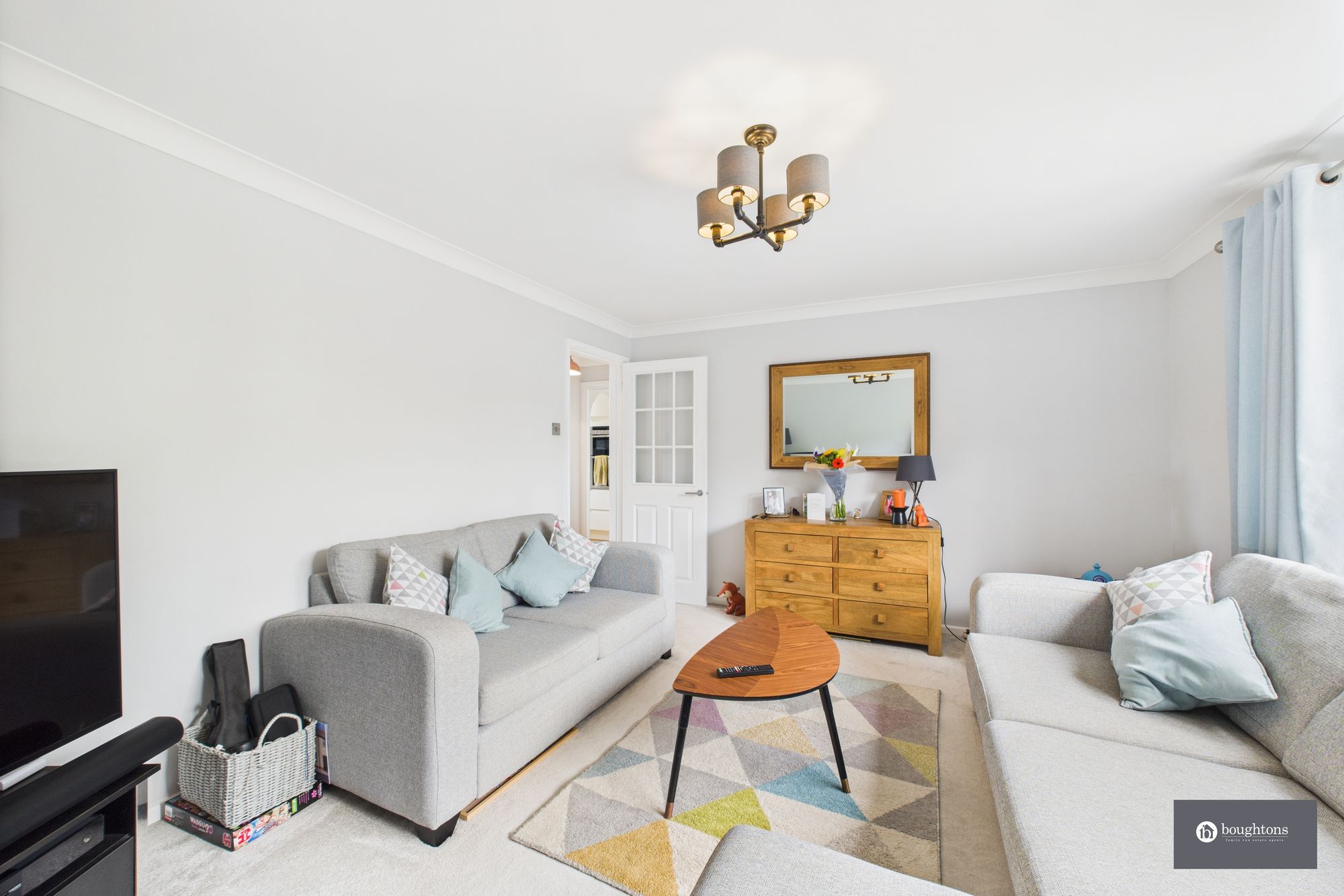 4 bed detached house for sale in Brewin Close, Brackley, NN13  - Property Image 9