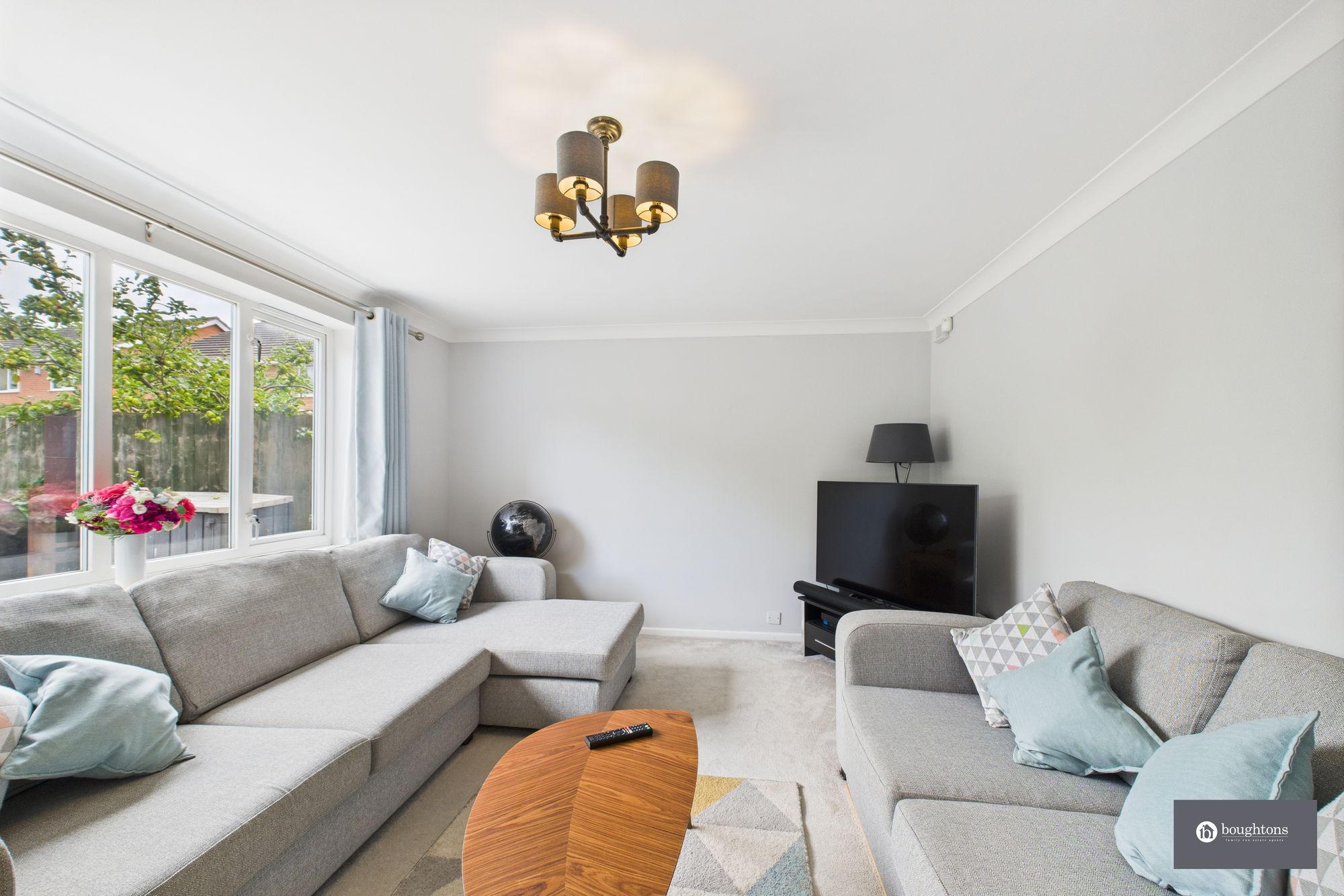 4 bed detached house for sale in Brewin Close, Brackley, NN13  - Property Image 11