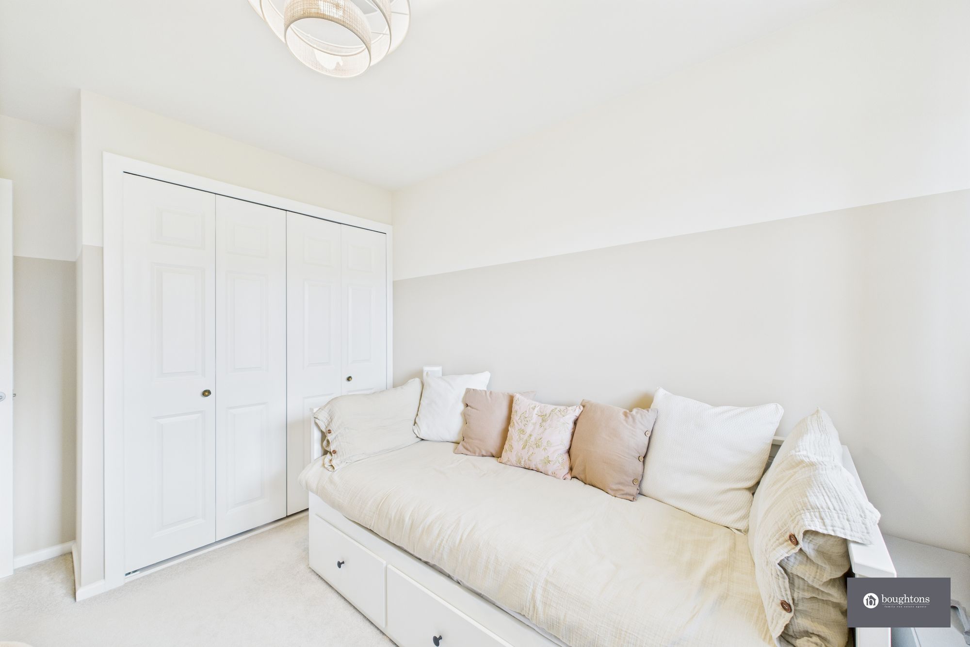 4 bed detached house for sale in Brewin Close, Brackley, NN13  - Property Image 24