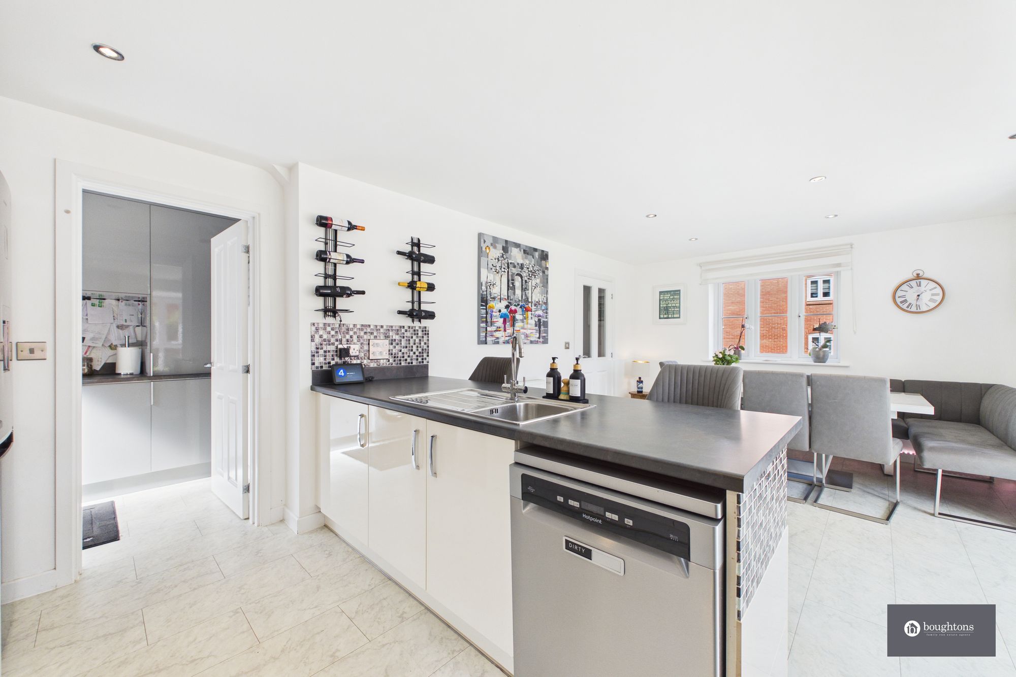 4 bed detached house for sale in Miranda Lane, Brackley, NN13  - Property Image 13