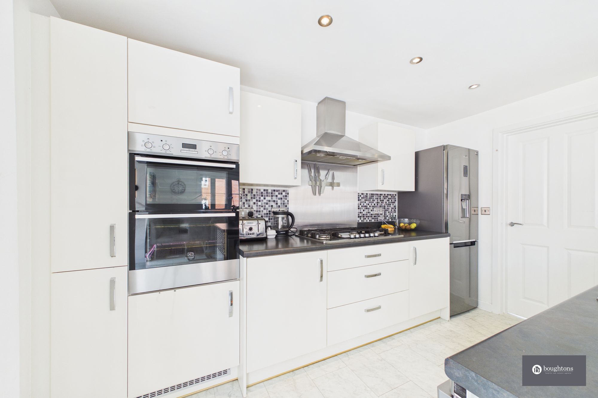 4 bed detached house for sale in Miranda Lane, Brackley, NN13  - Property Image 10