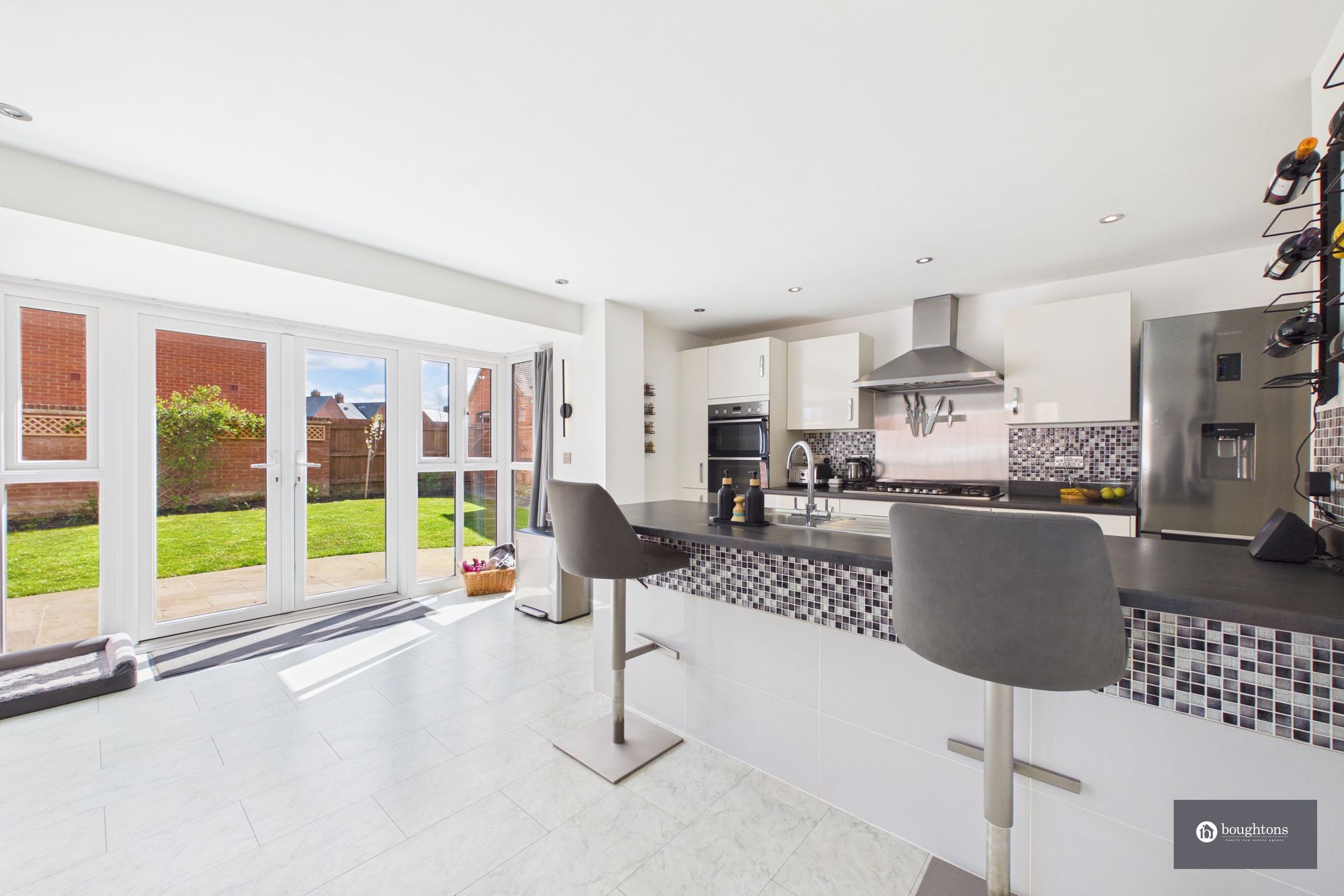 4 bed detached house for sale in Miranda Lane, Brackley, NN13  - Property Image 9