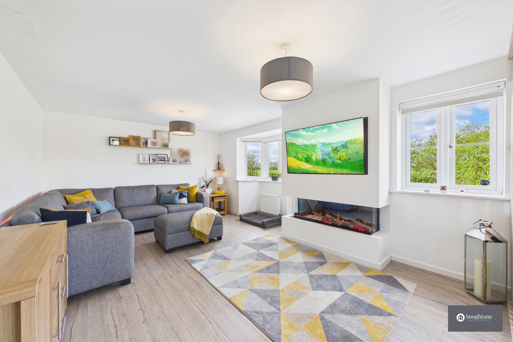 4 bed detached house for sale in Miranda Lane, Brackley, NN13  - Property Image 6