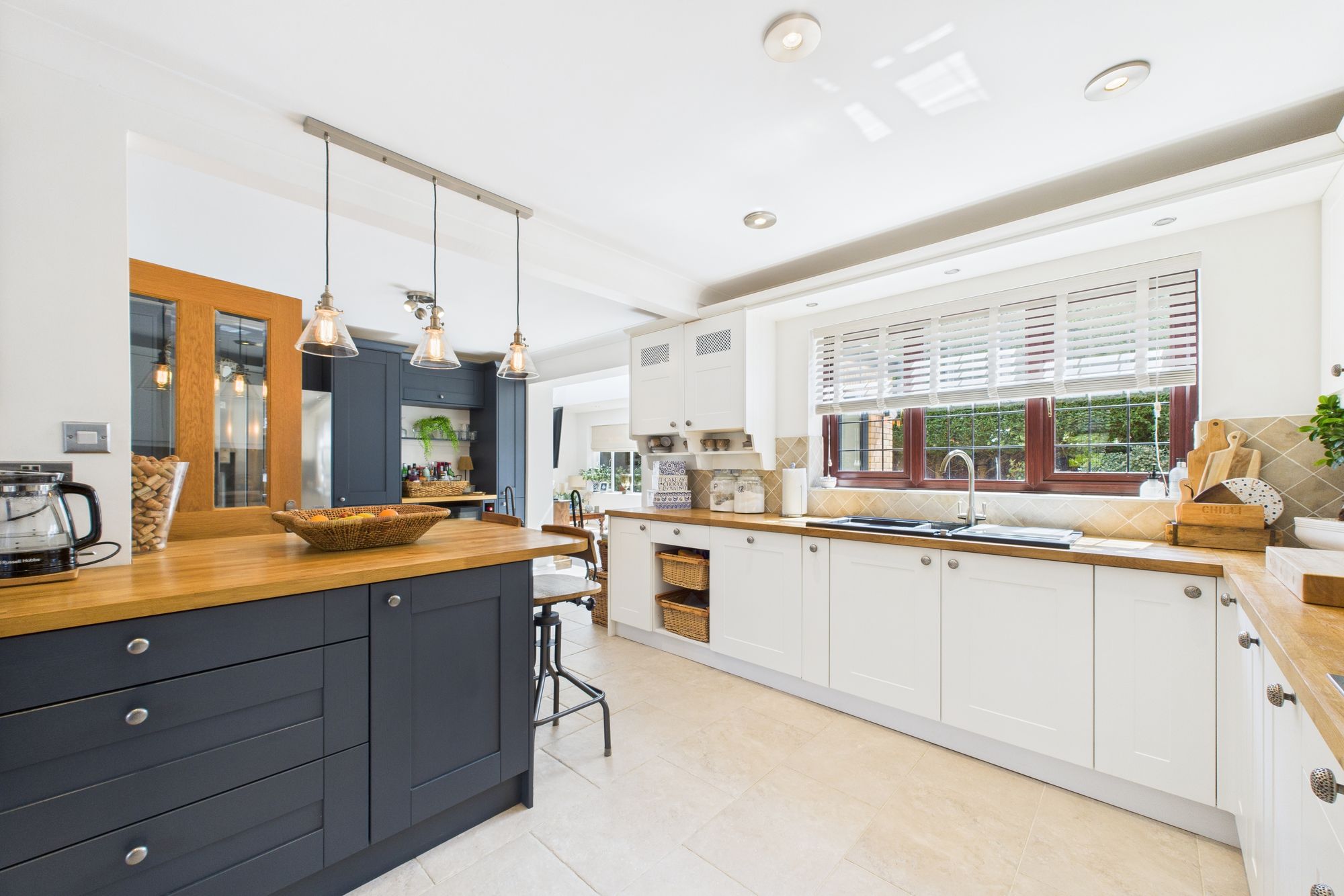 4 bed detached house for sale in Flora Thompson Drive, Brackley, NN13  - Property Image 3