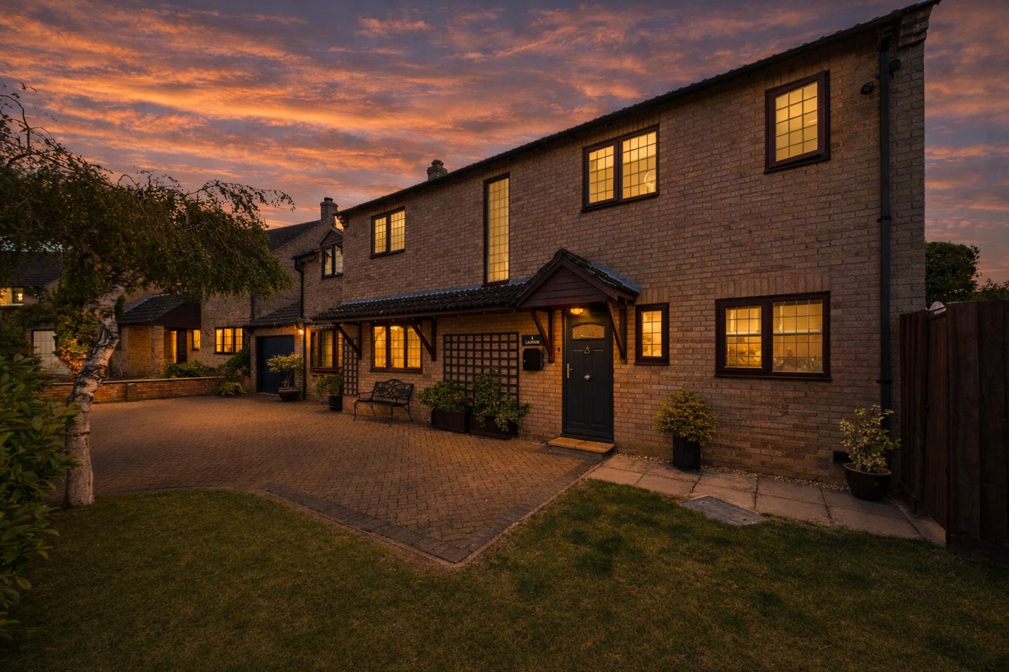 4 bed detached house for sale in Flora Thompson Drive, Brackley, NN13  - Property Image 37