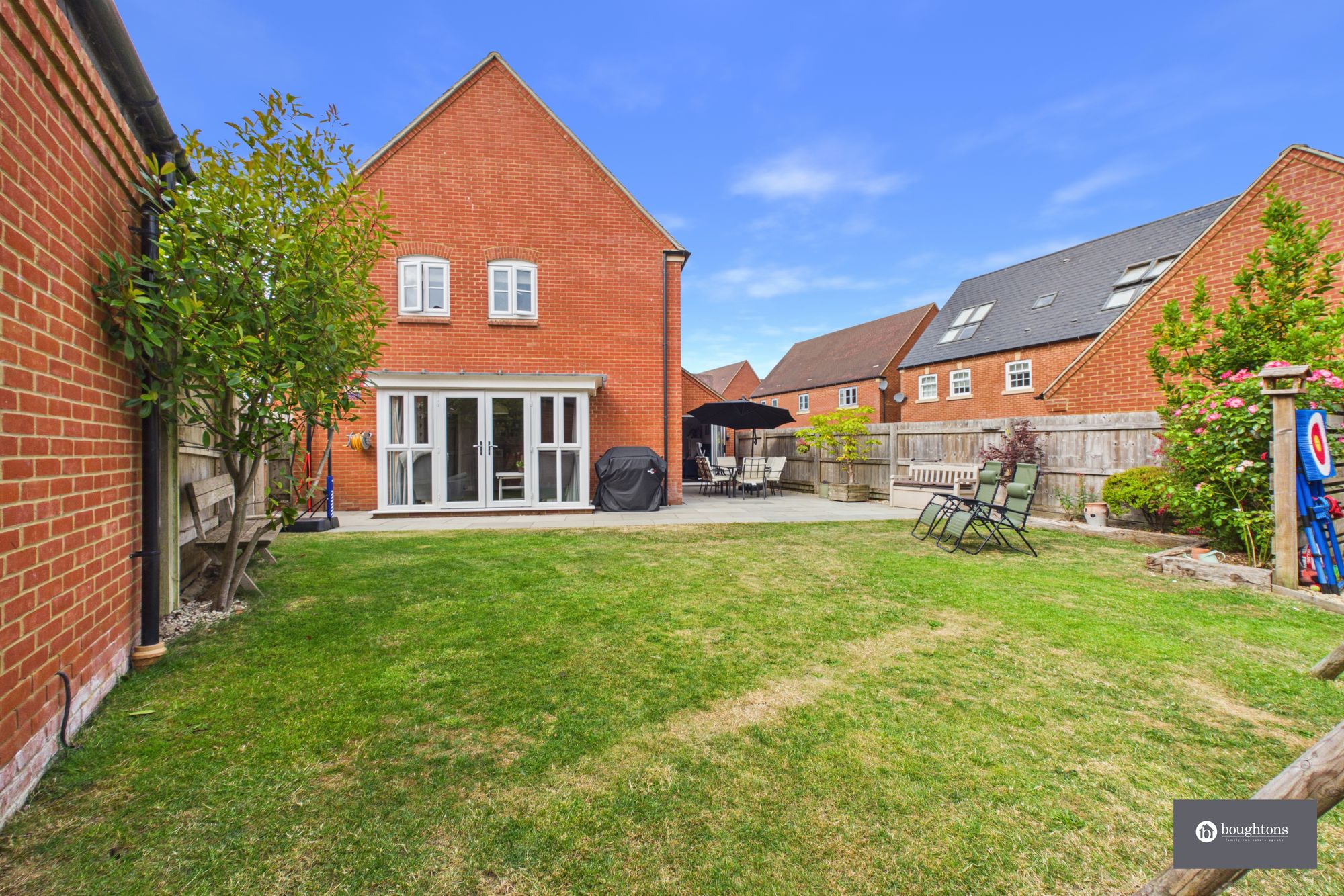 4 bed detached house for sale in Juliet Drive, Brackley, NN13  - Property Image 4