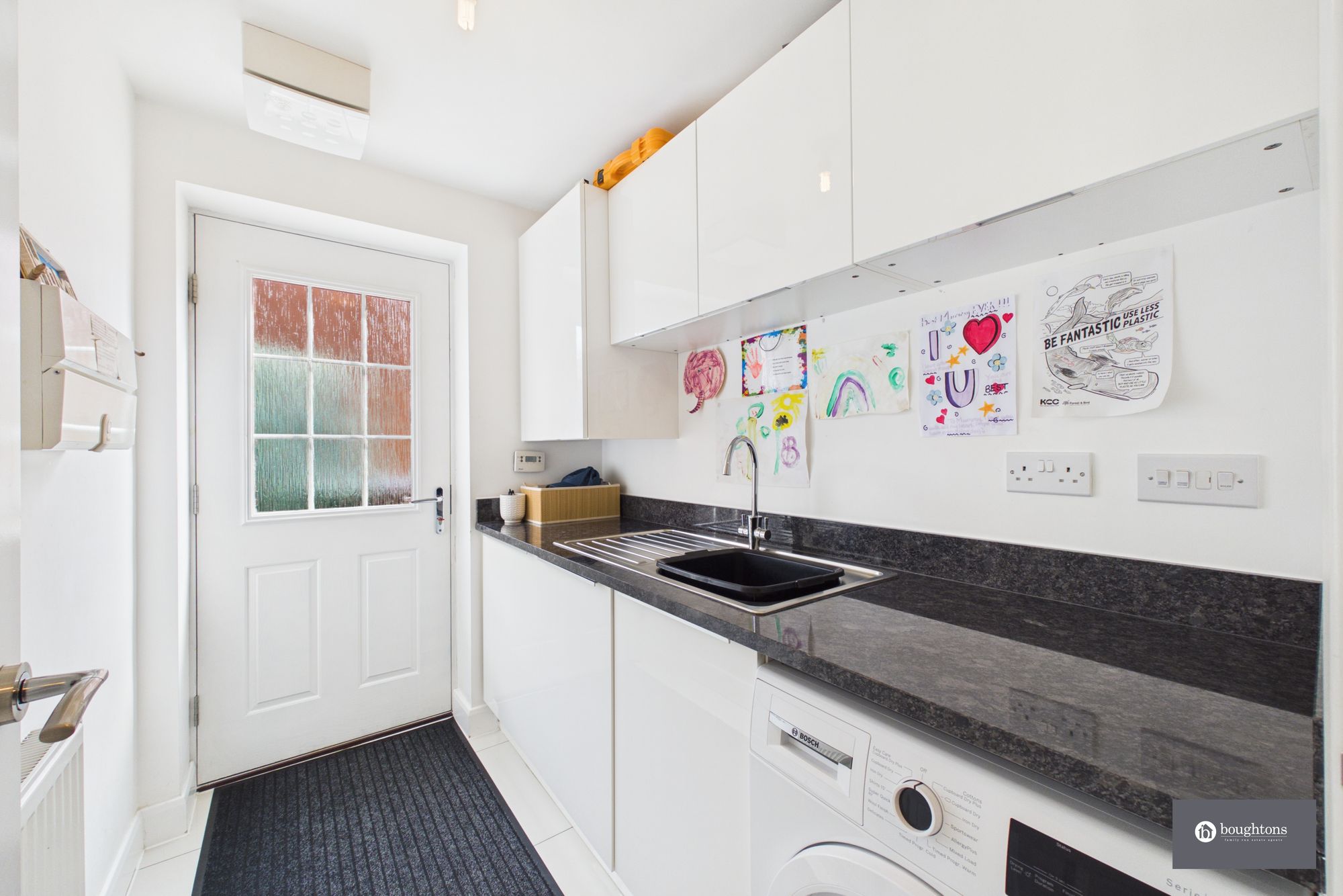4 bed detached house for sale in Juliet Drive, Brackley, NN13  - Property Image 11
