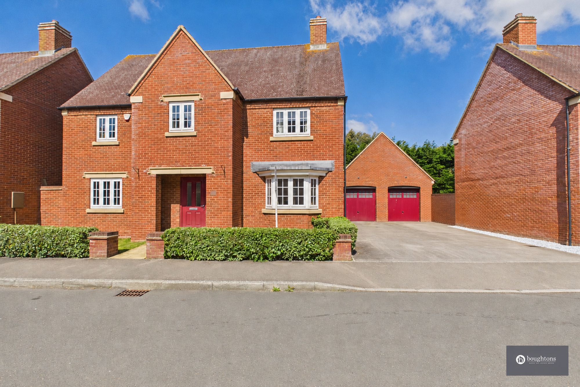 4 bed detached house for sale in Juliet Drive, Brackley, NN13