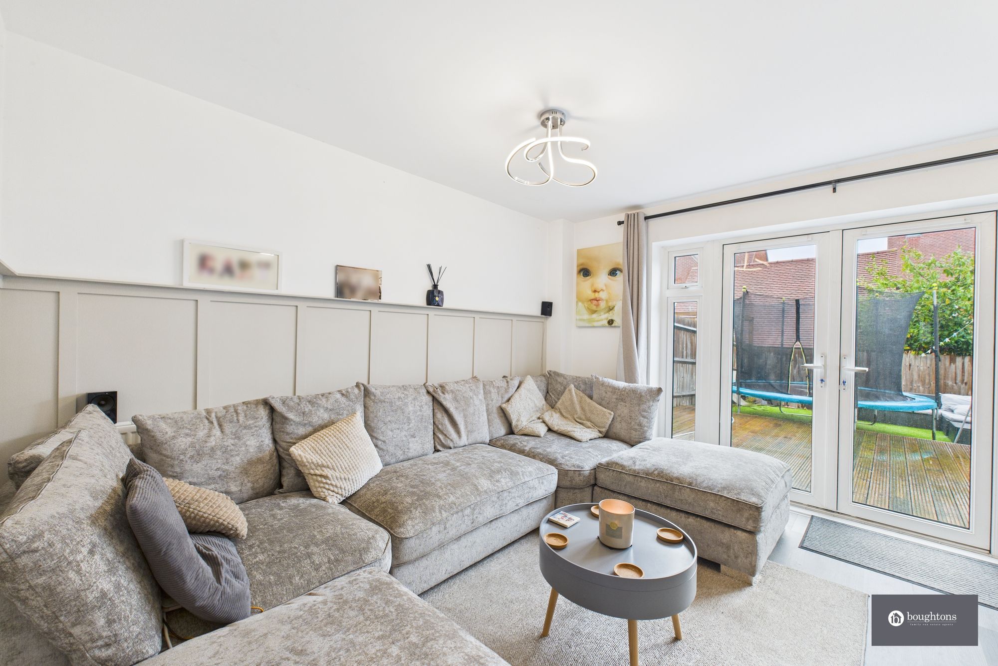 4 bed mid-terraced house for sale in Foxhills Way, Brackley, NN13  - Property Image 10