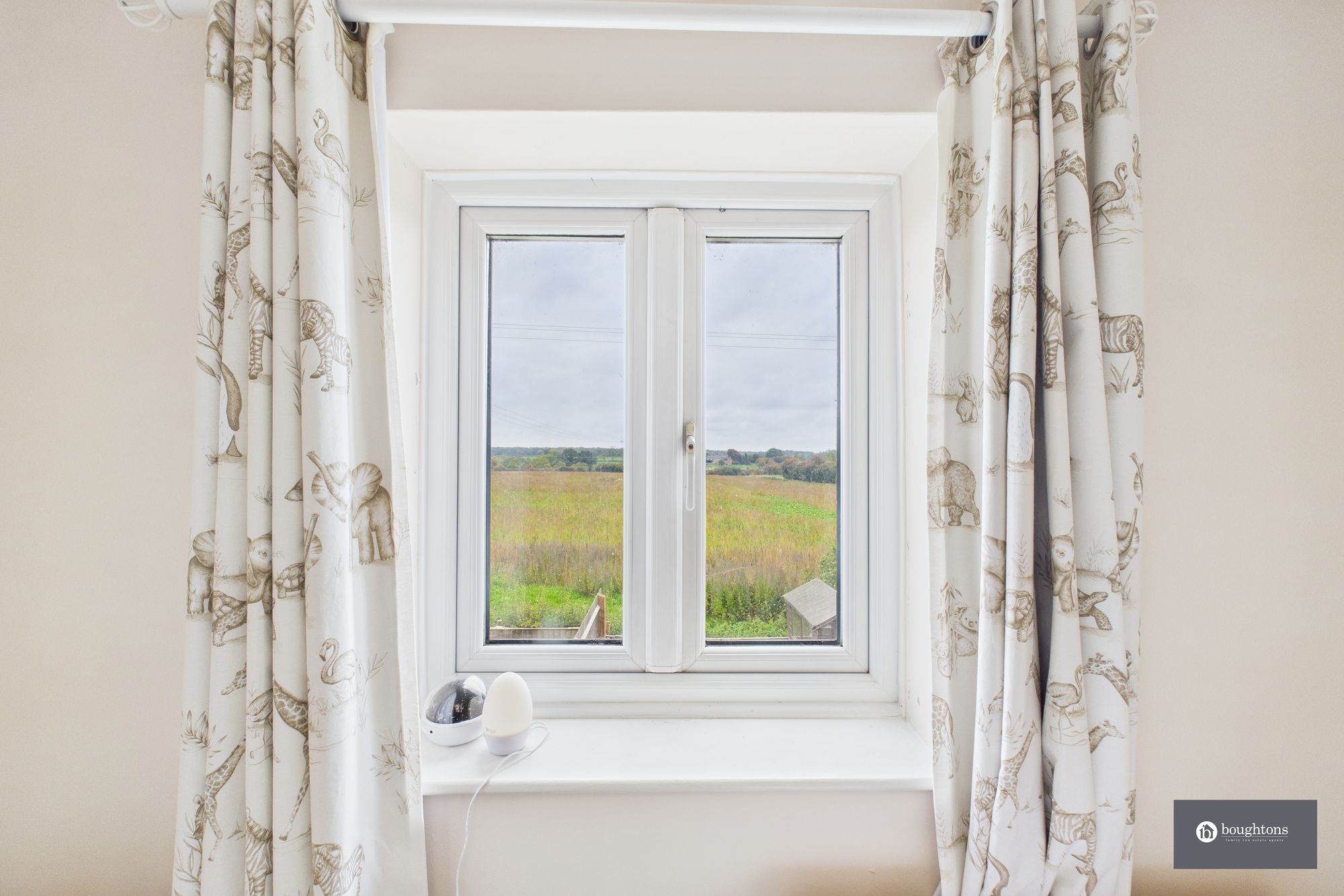 2 bed semi-detached house for sale in Malt Lane, Syresham, NN13  - Property Image 11