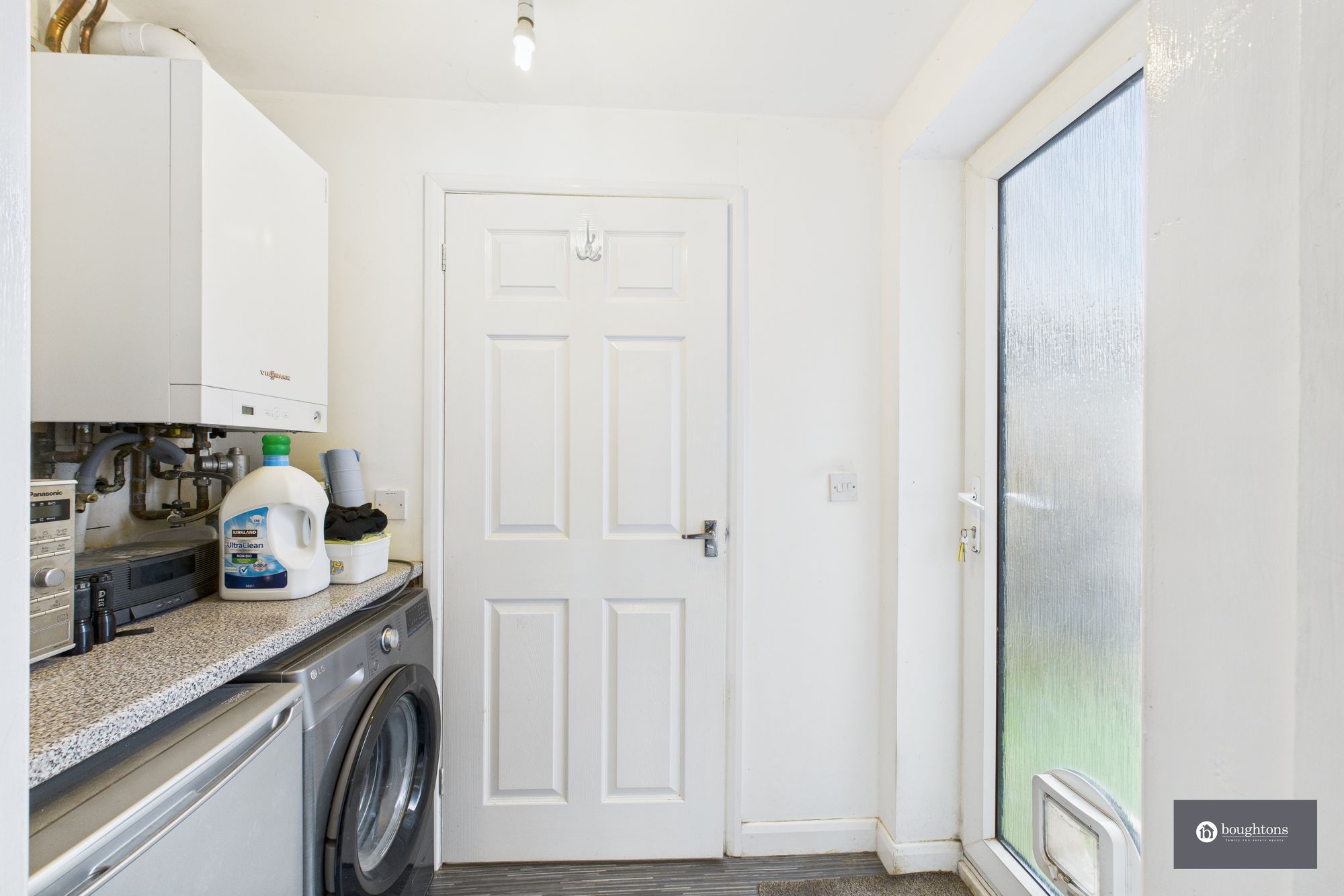 3 bed end of terrace house for sale in Waynflete Close, Brackley, NN13  - Property Image 9