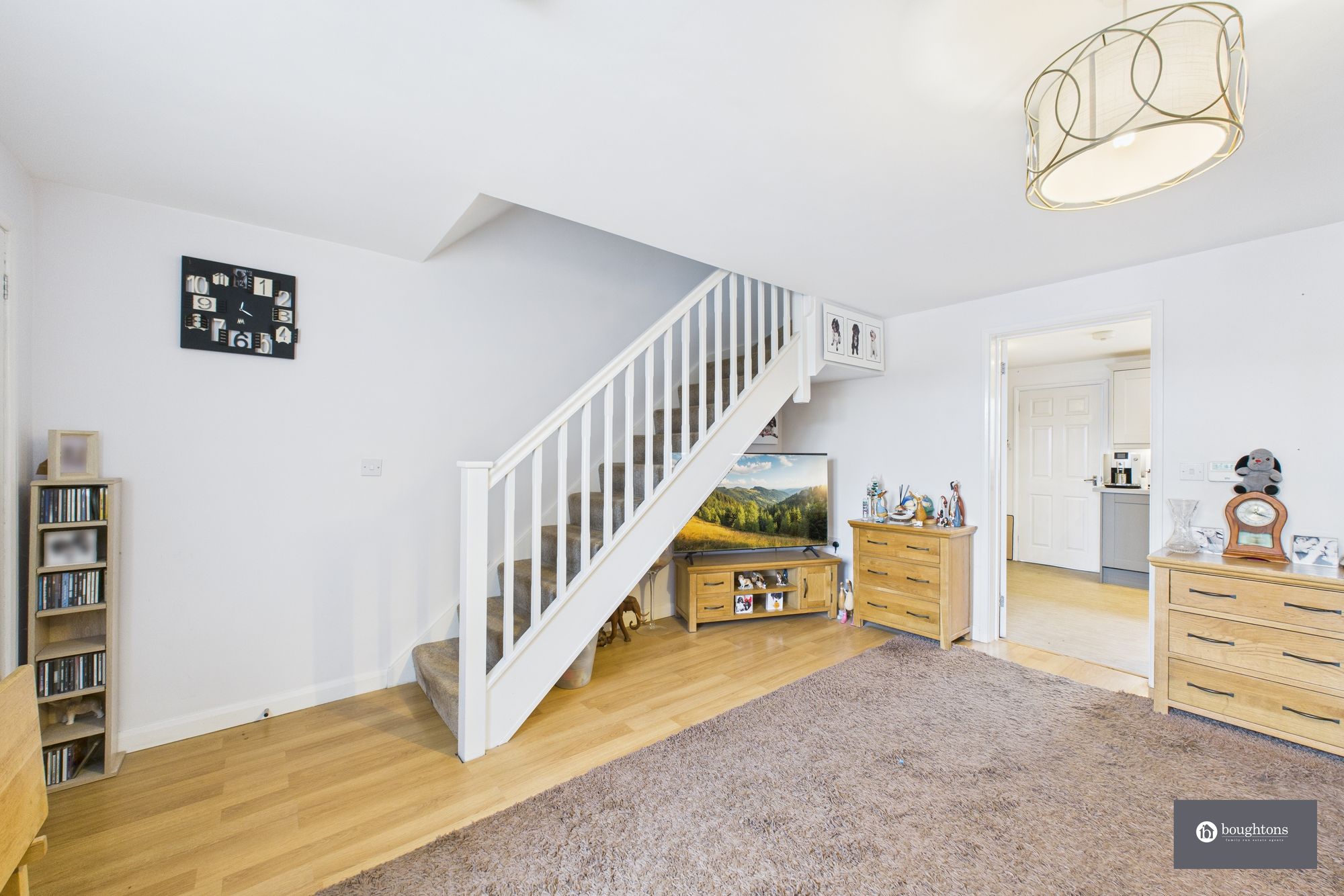 3 bed end of terrace house for sale in Waynflete Close, Brackley, NN13  - Property Image 3