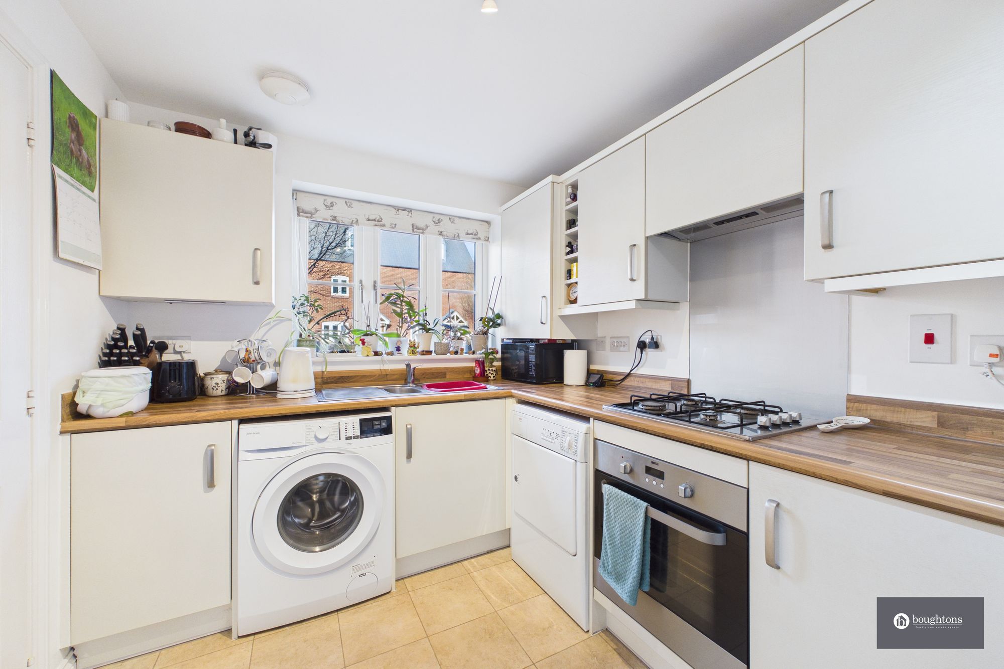 3 bed terraced house for sale in Poppyfields Way, Brackley, NN13  - Property Image 5