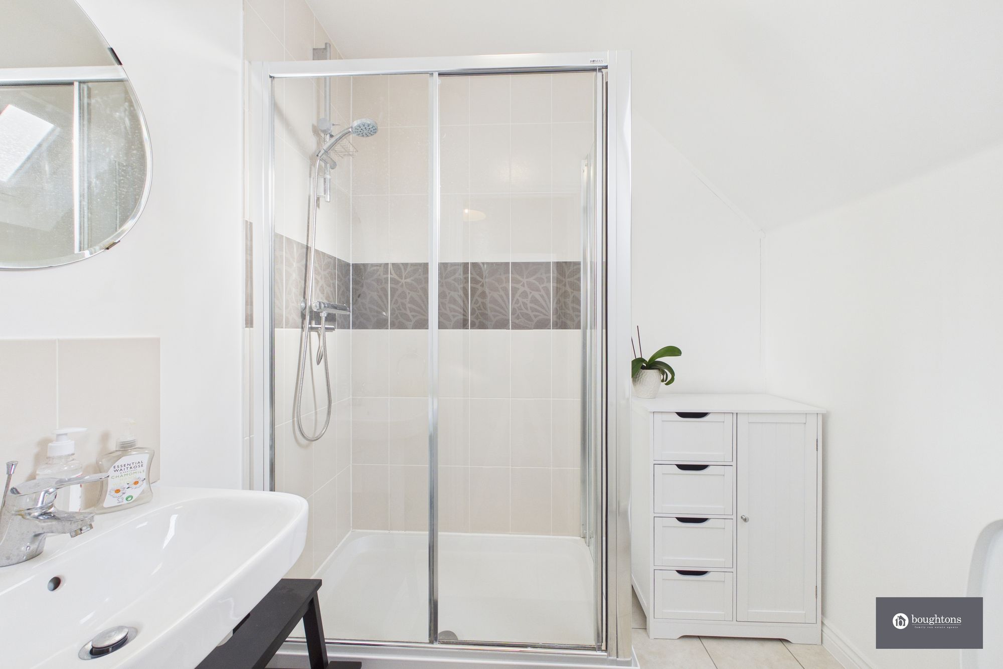 3 bed terraced house for sale in Poppyfields Way, Brackley, NN13  - Property Image 18