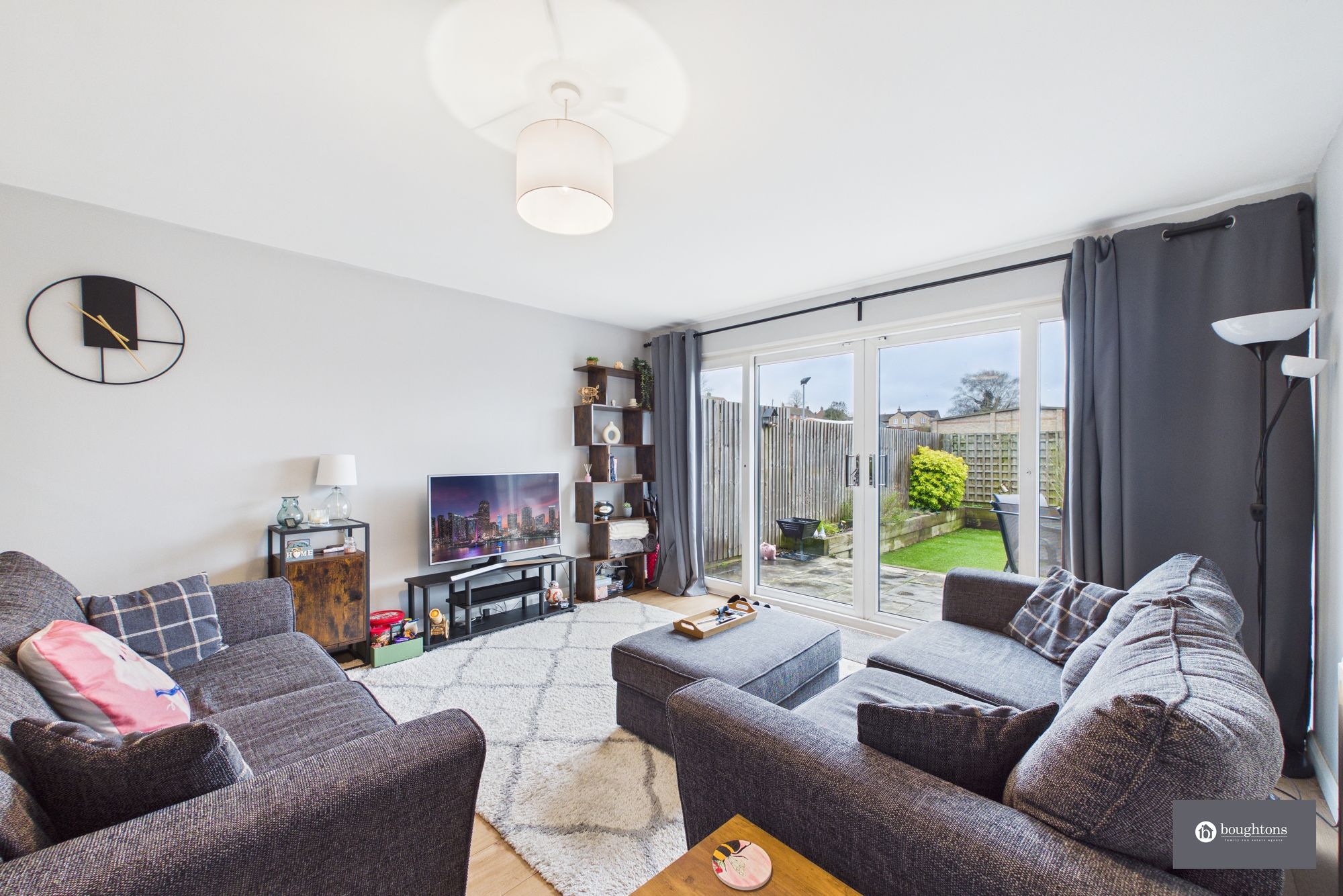 3 bed end of terrace house for sale in Westhill Close, Brackley, NN13  - Property Image 4