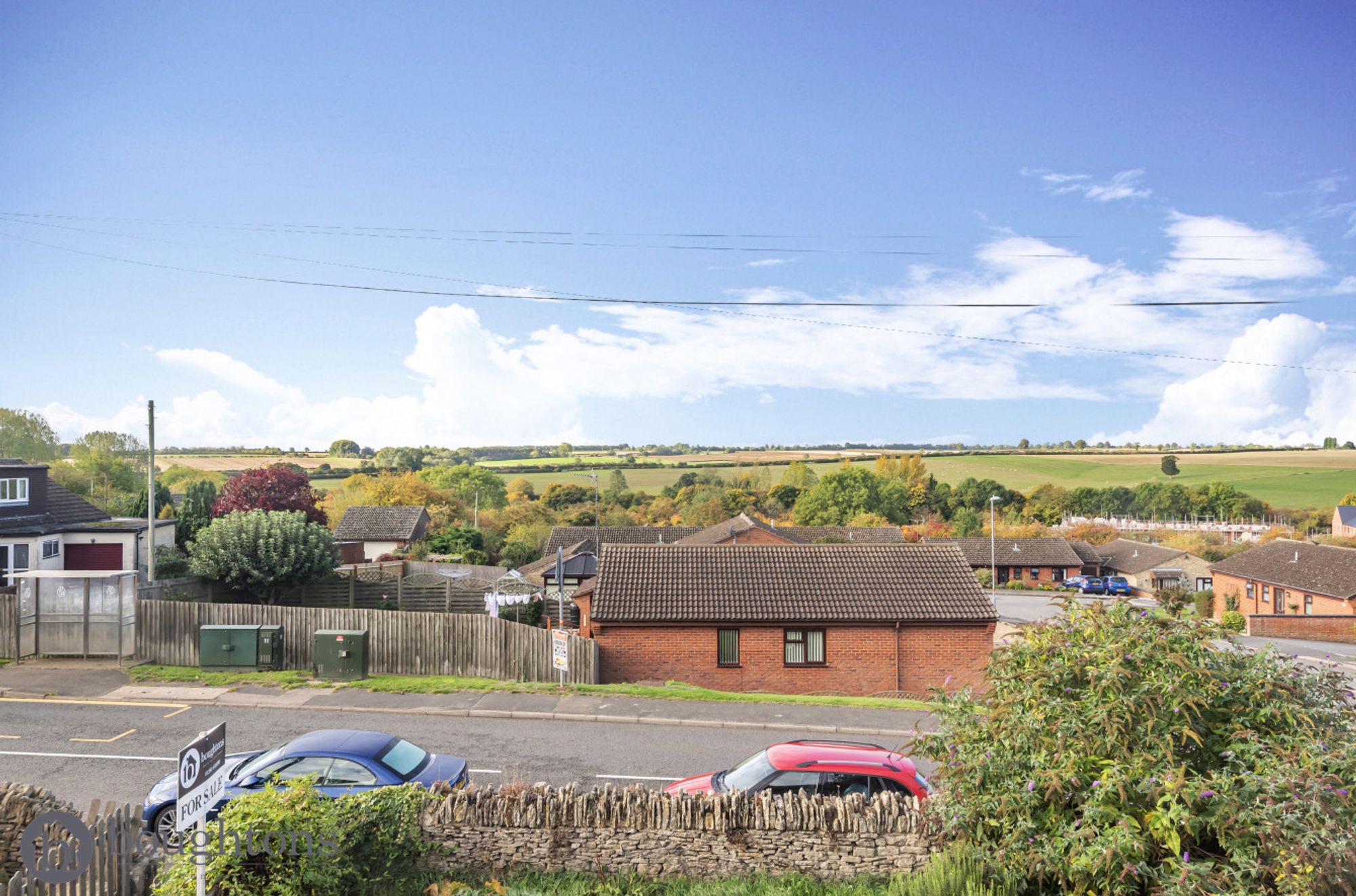 3 bed semi-detached house for sale in Banbury Road, Brackley, NN13  - Property Image 4