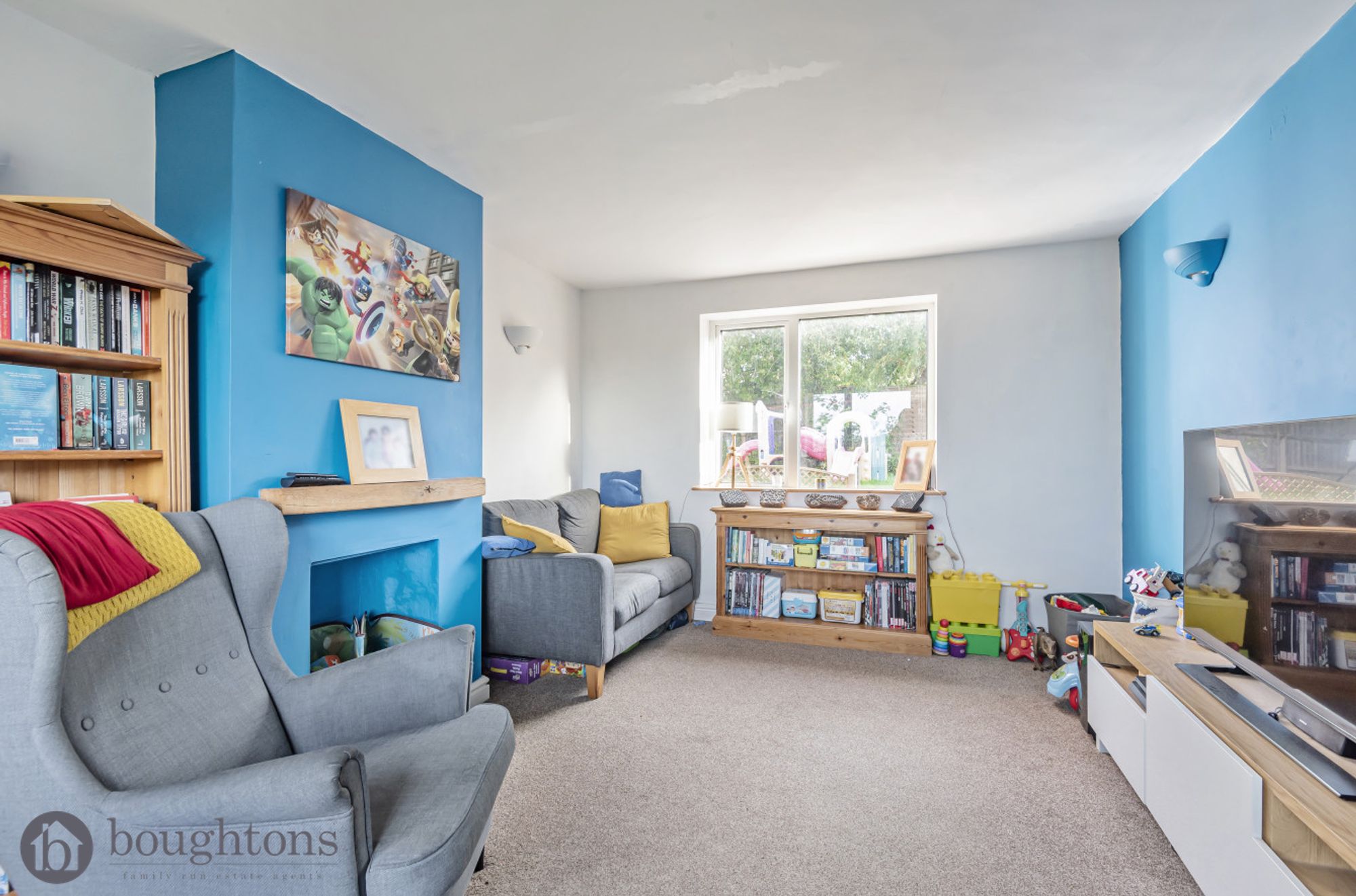 3 bed semi-detached house for sale in Banbury Road, Brackley, NN13  - Property Image 8