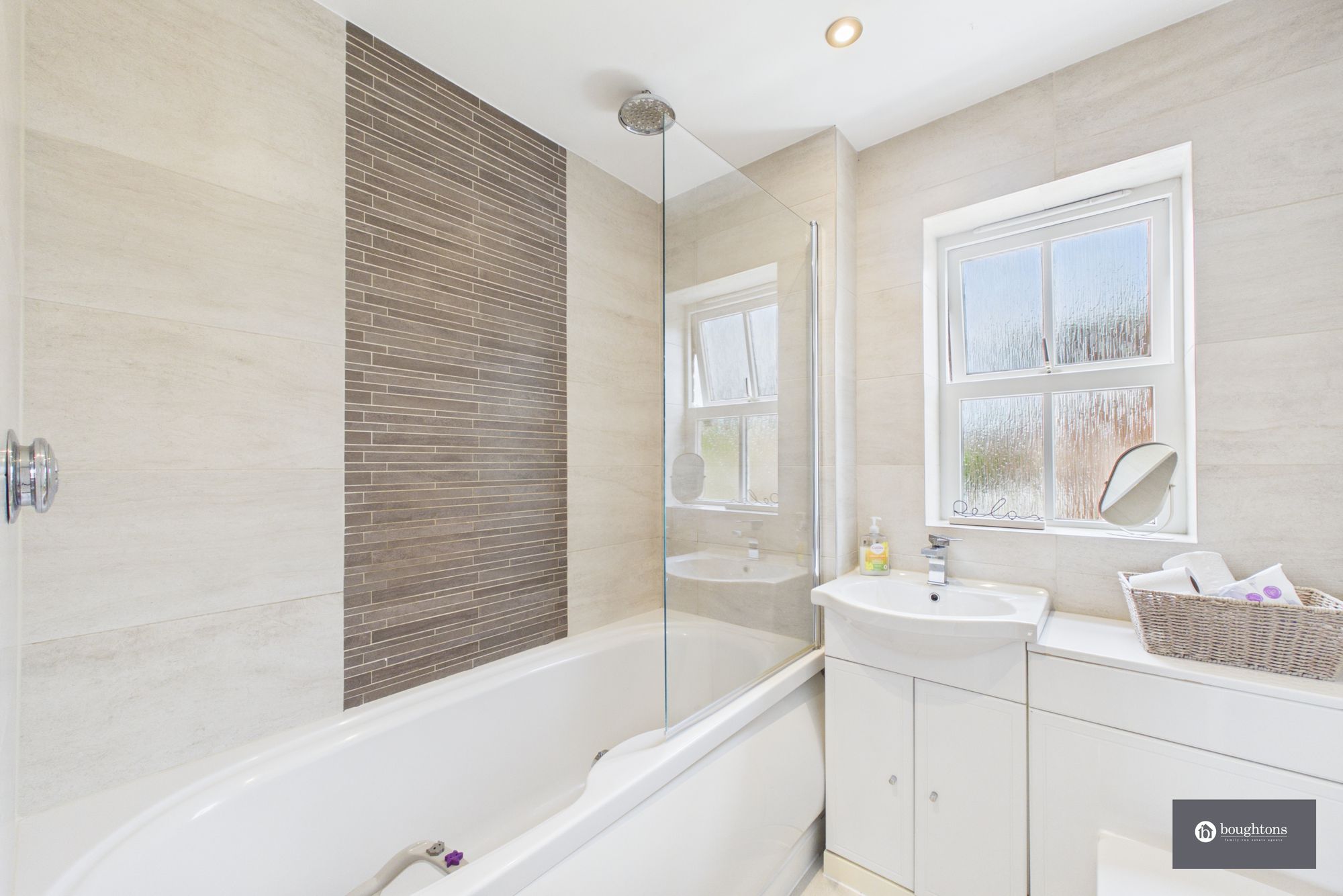 3 bed detached house for sale in Kestrel Crescent, Brackley, NN13  - Property Image 20