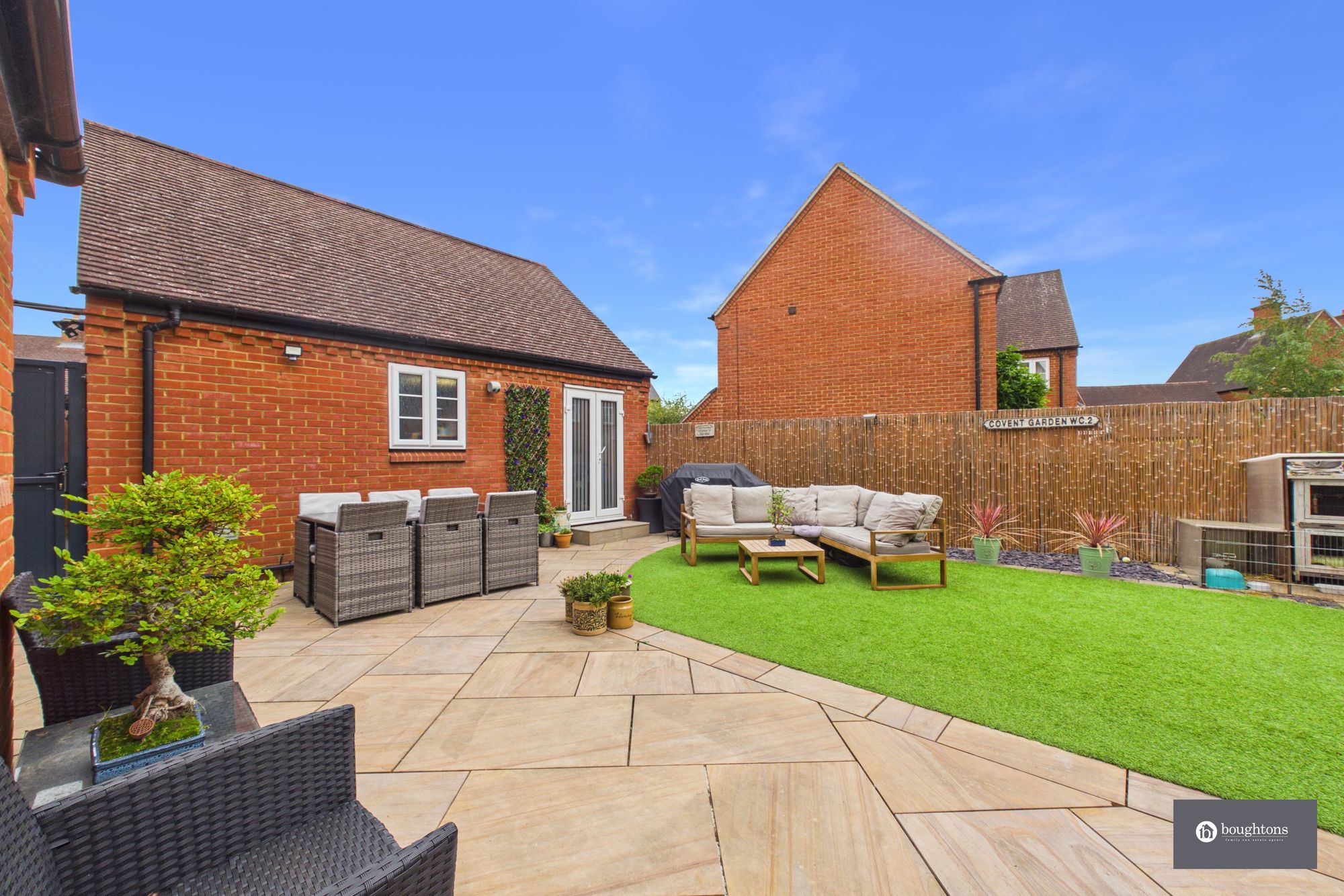 3 bed semi-detached house for sale in Cygnus Way, Brackley, NN13  - Property Image 28